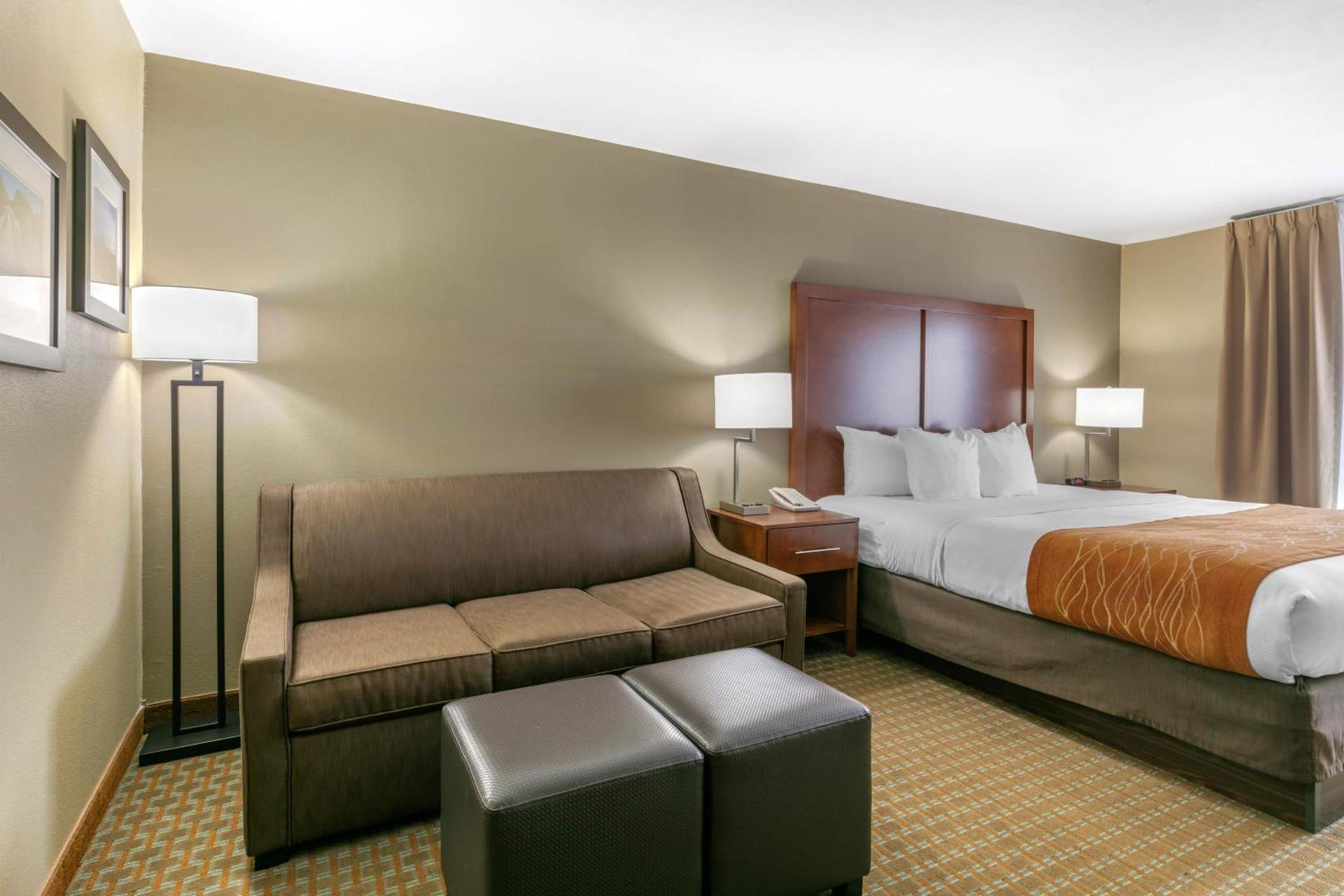 Comfort Inn & Suites Marion I-57 photo 27