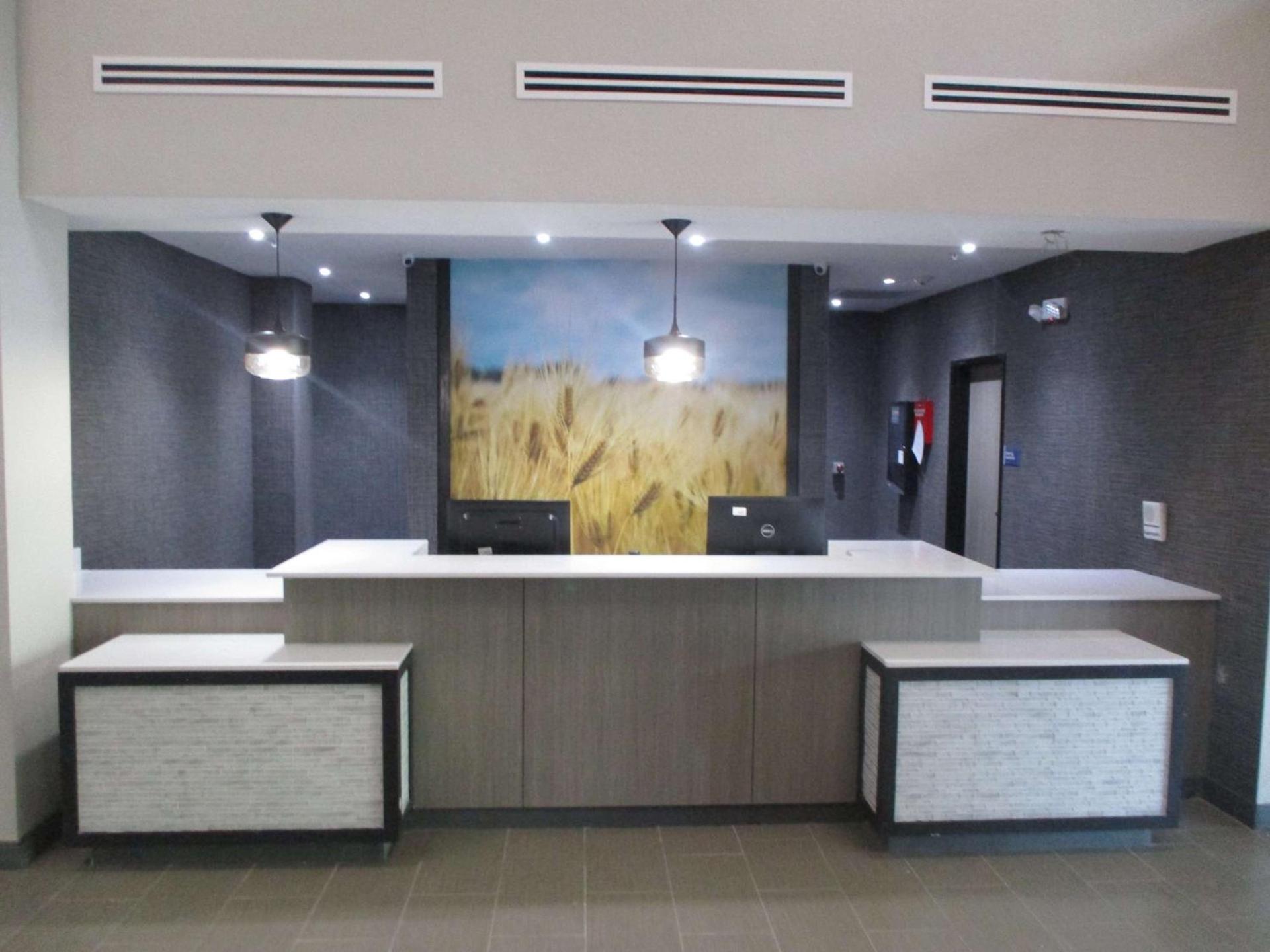 Best Western Plus McPherson photo 24