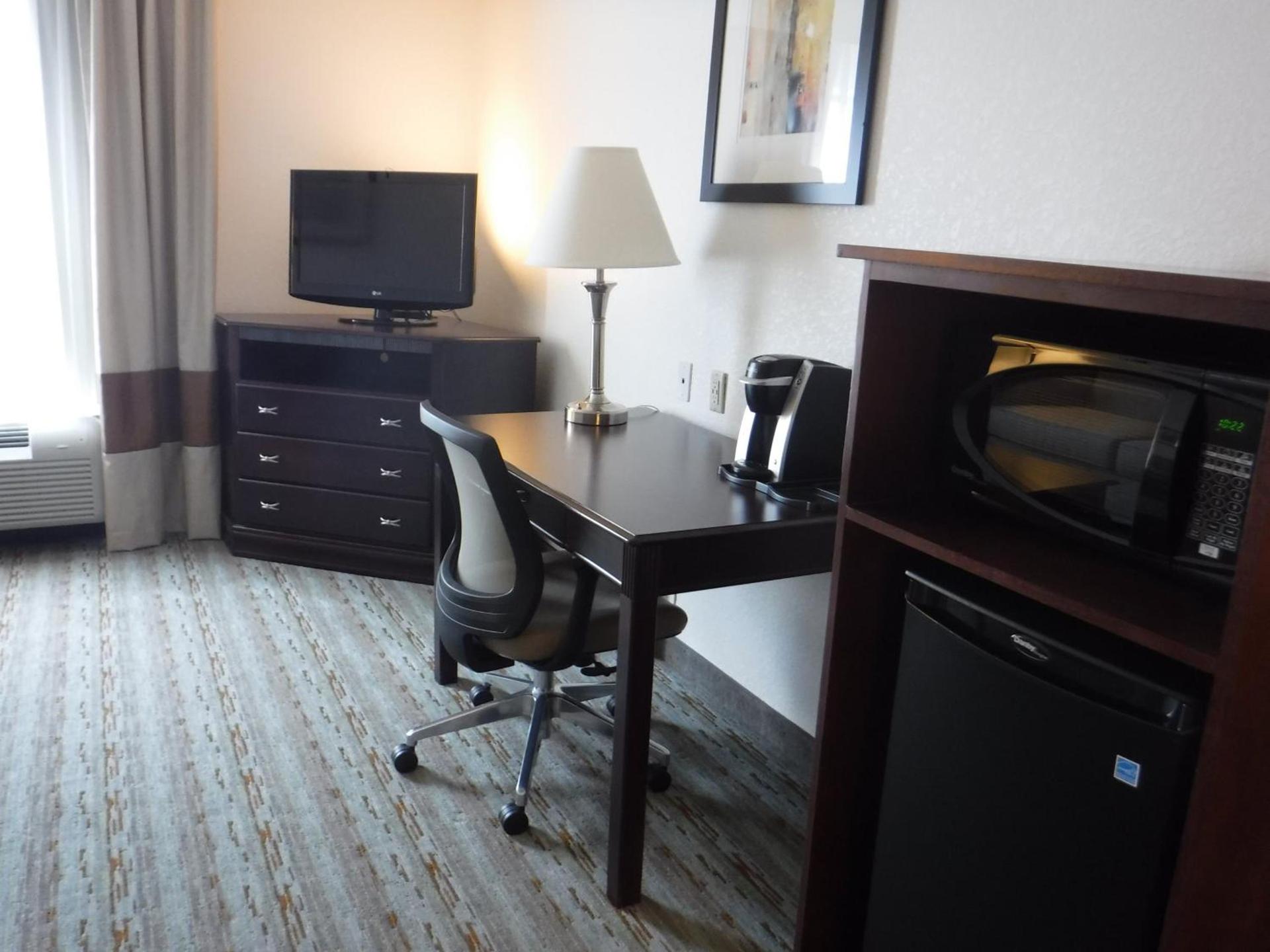 Holiday Inn Express West Jefferson by IHG photo 26