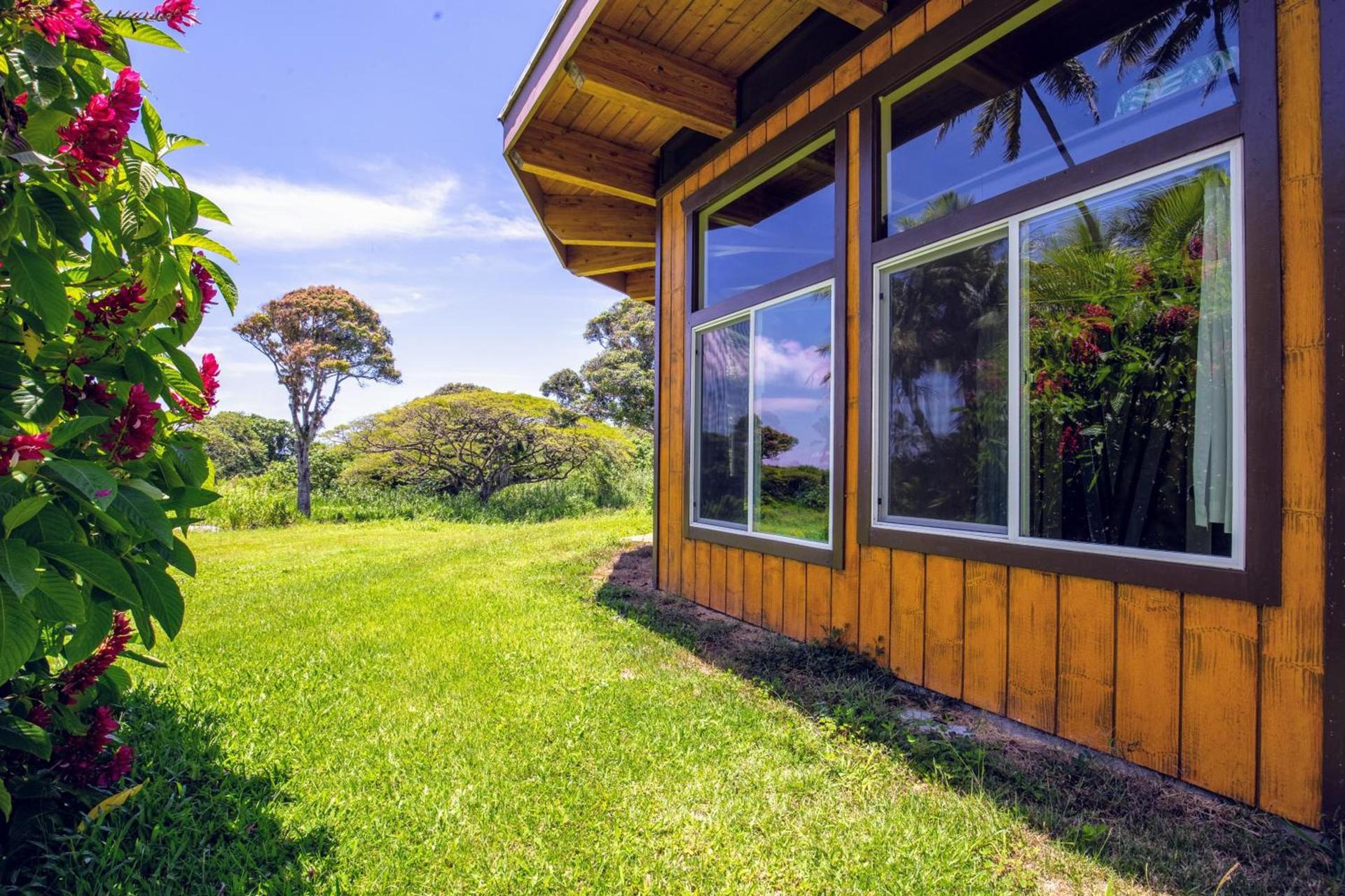 Kalani Oceanside Retreat photo 3