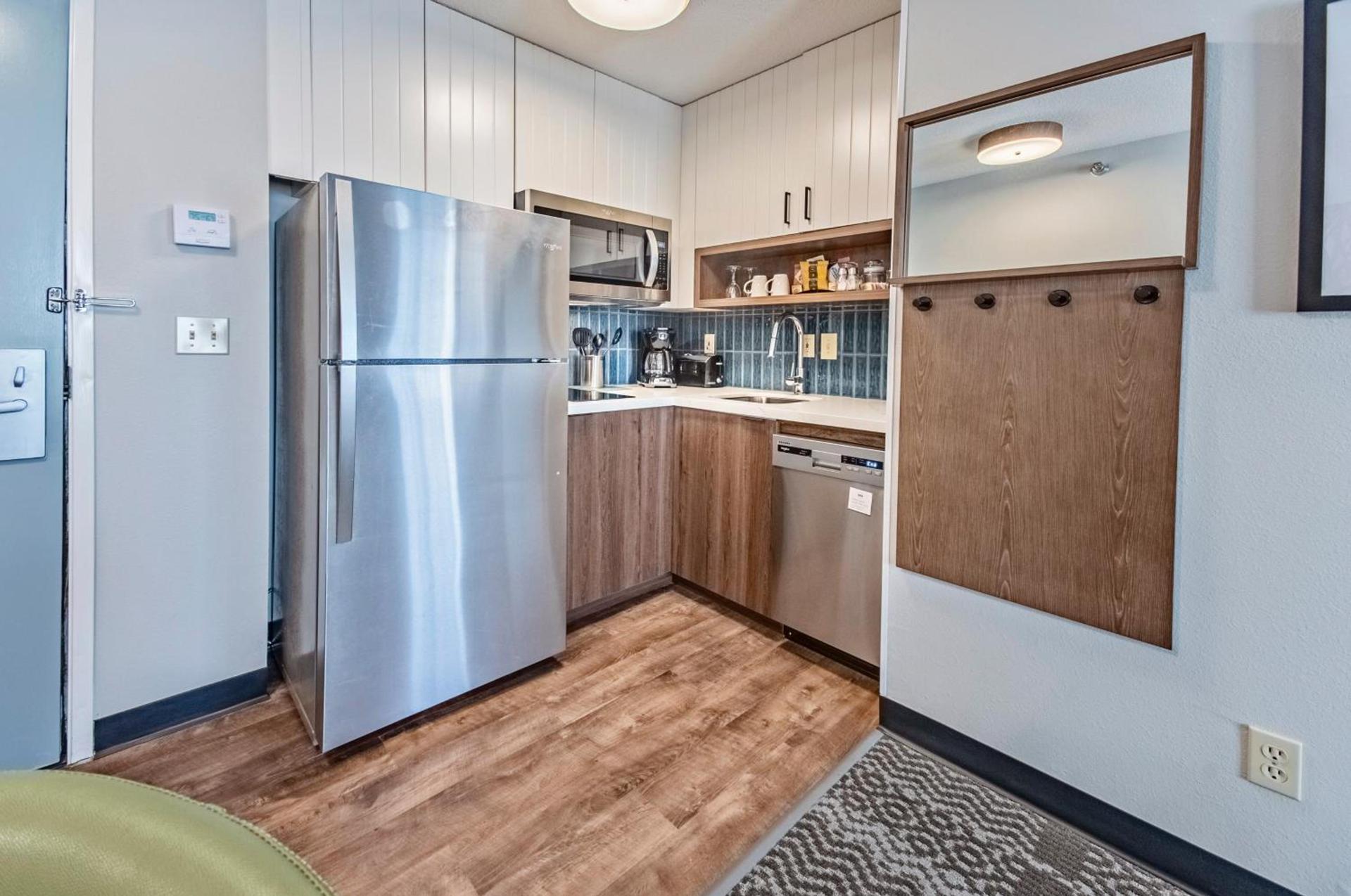 Staybridge Suites Cedar Rapids North by IHG photo 18