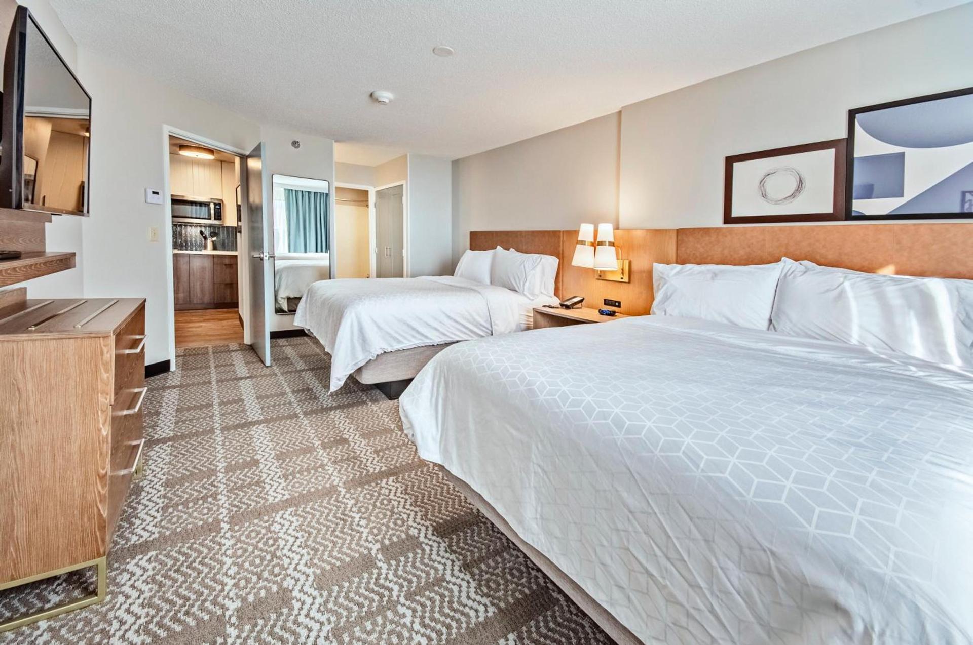 Staybridge Suites Cedar Rapids North by IHG photo 4