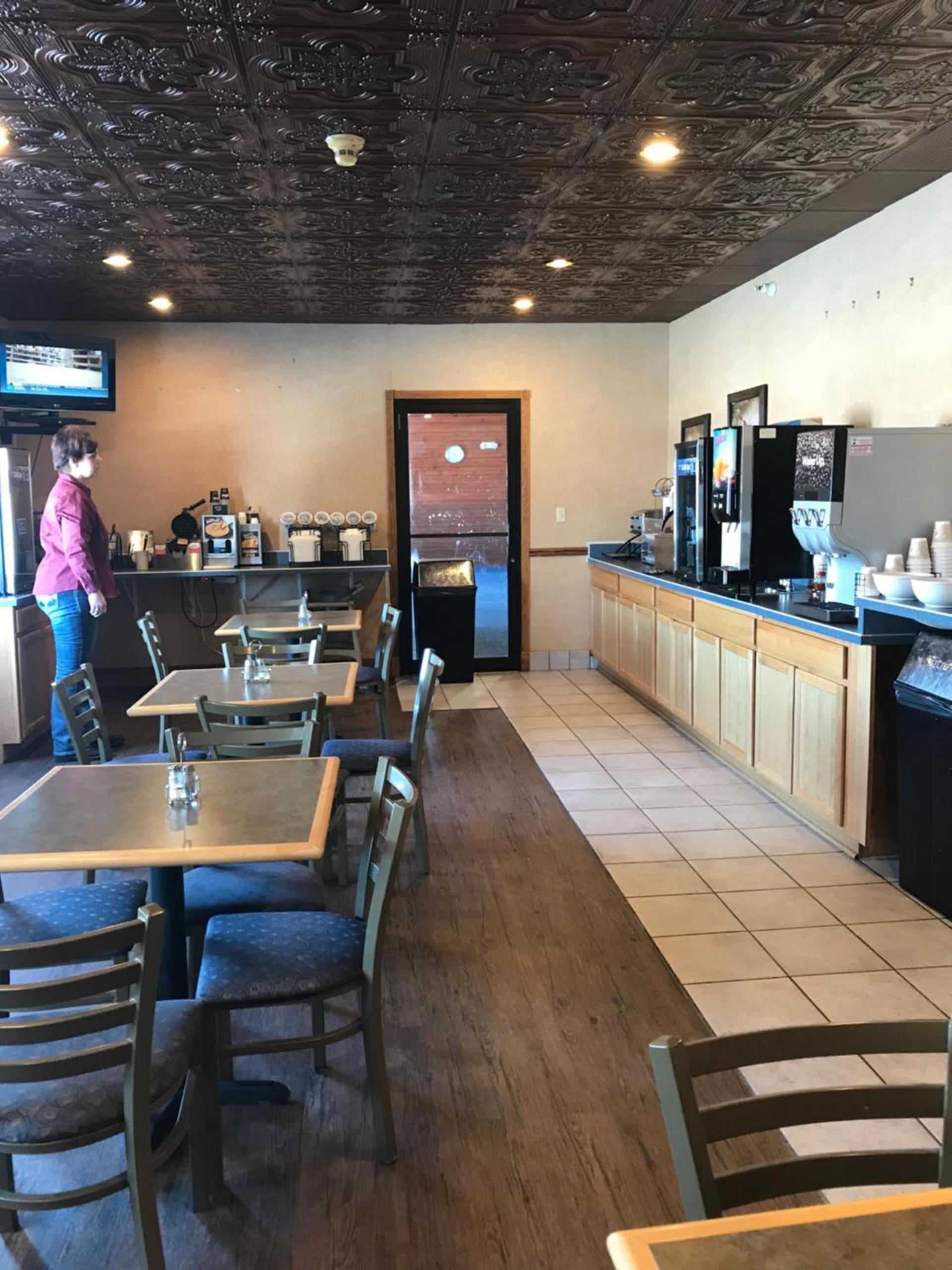 Miles City Hotel photo 20