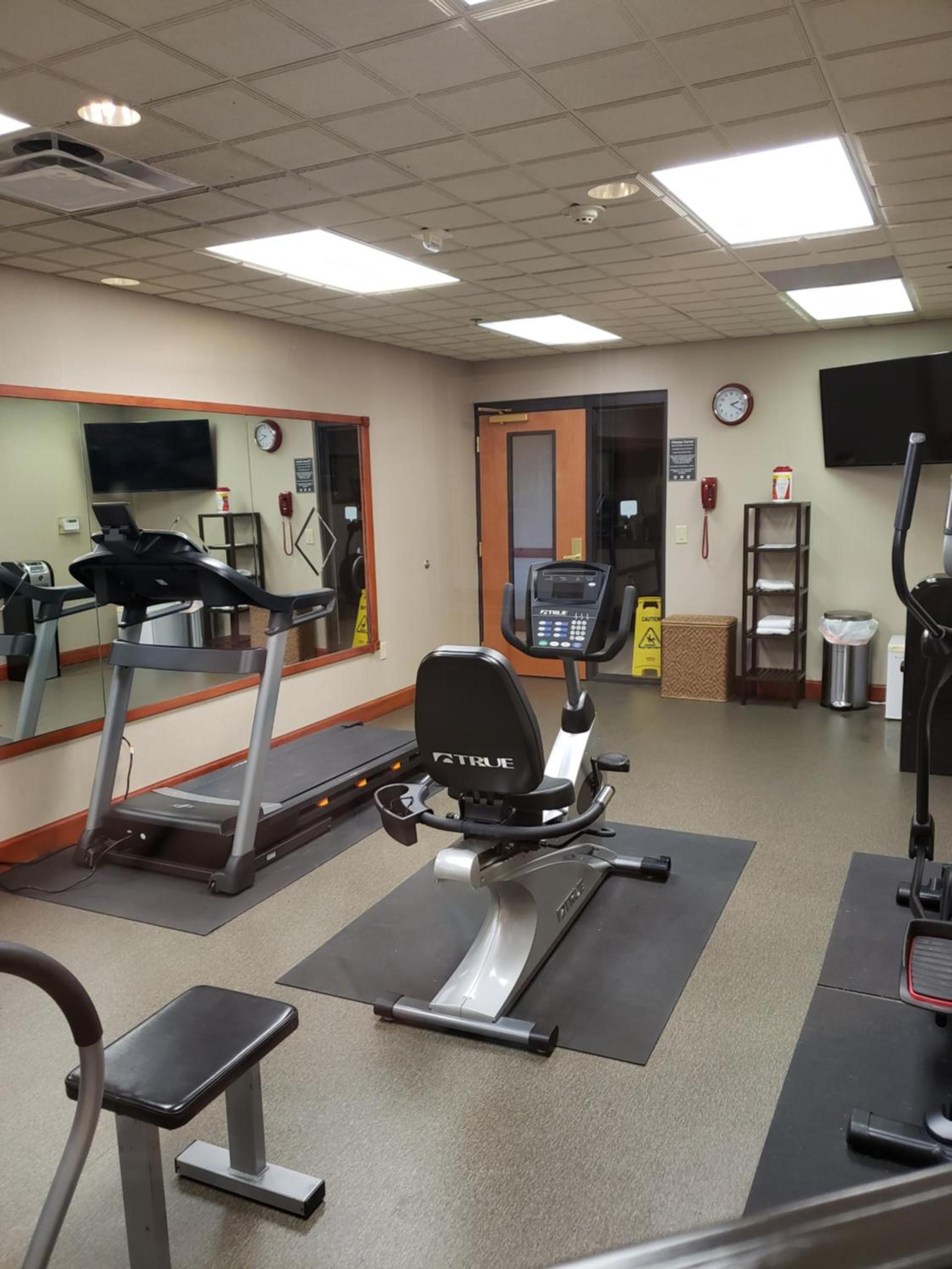 Wingate by Wyndham Coon Rapids photo 29