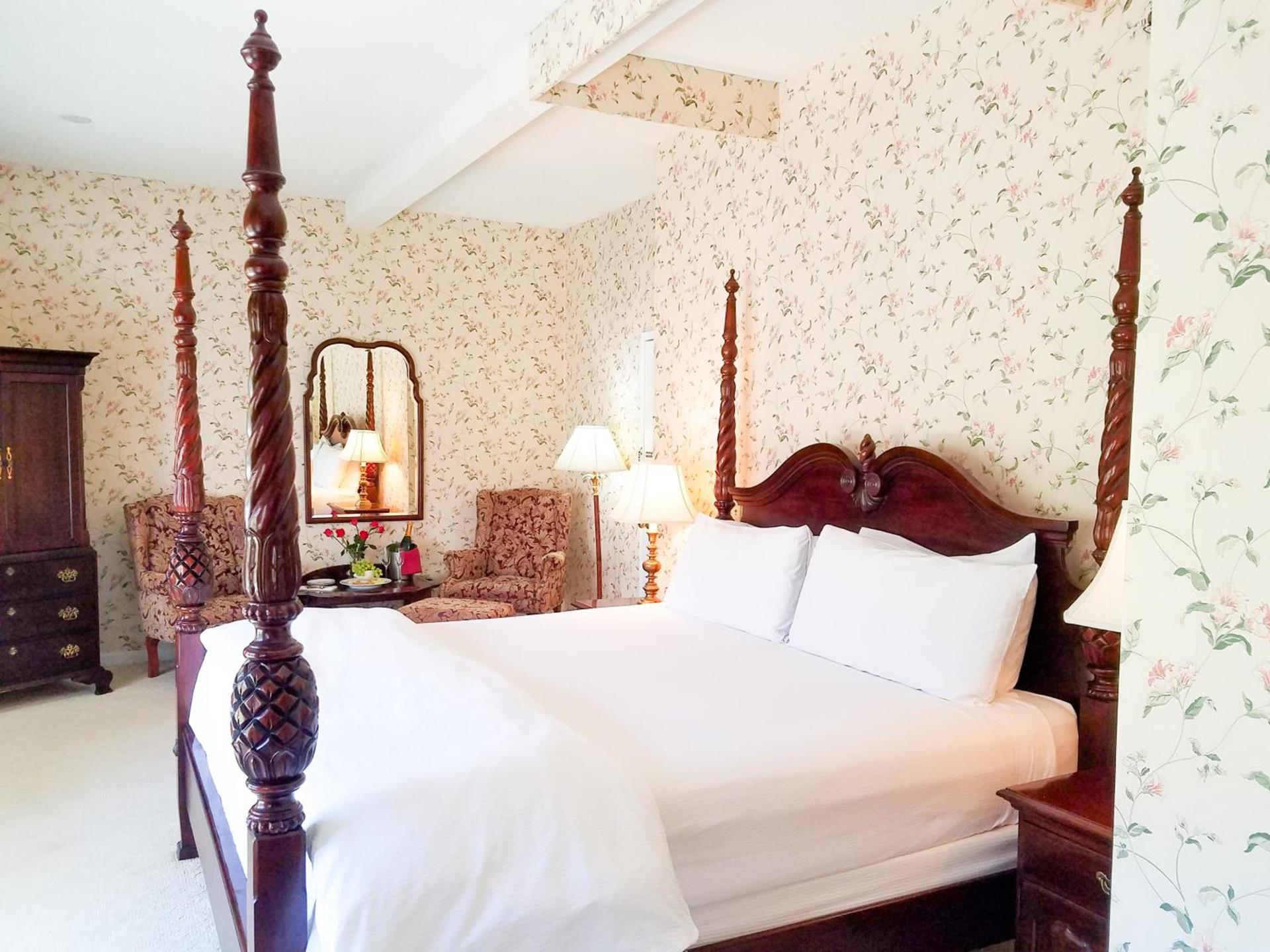 Copper Beech Inn photo 96
