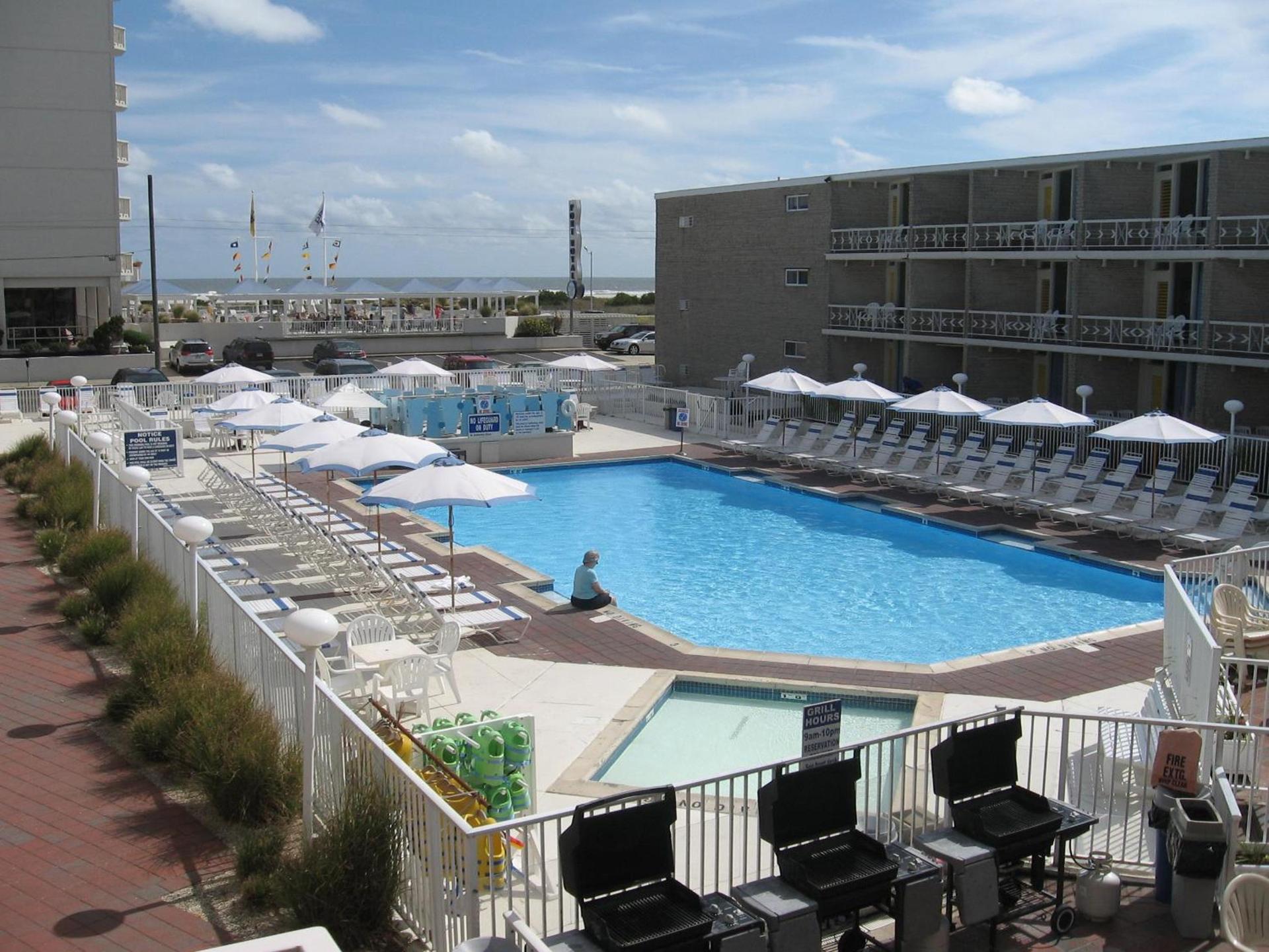 The Jolly Roger Motel photo 13