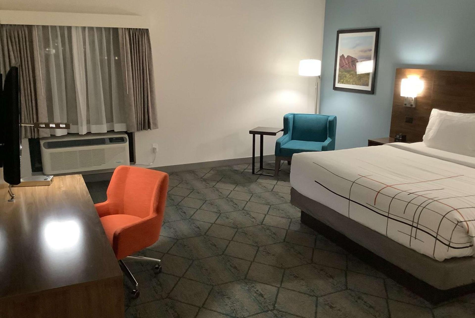 La Quinta Inn & Suites by Wyndham Littleton-Red Rocks photo 23
