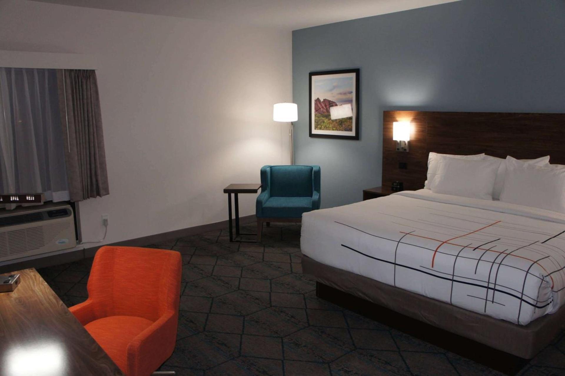 La Quinta Inn & Suites by Wyndham Littleton-Red Rocks photo 22