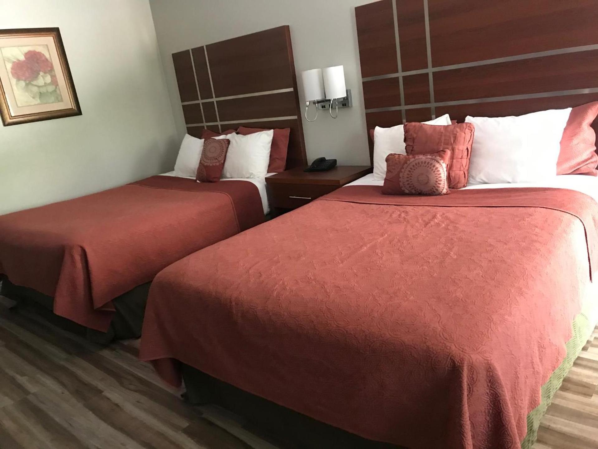 Western Holiday Lodge photo 32