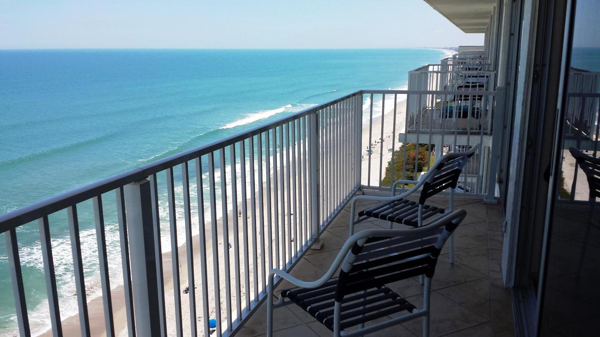 Radisson Suite Hotel Oceanfront photo 75