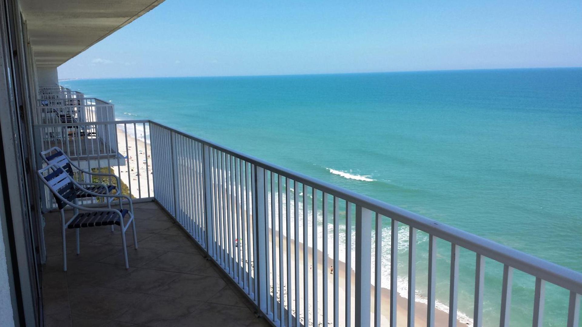Radisson Suite Hotel Oceanfront photo 81