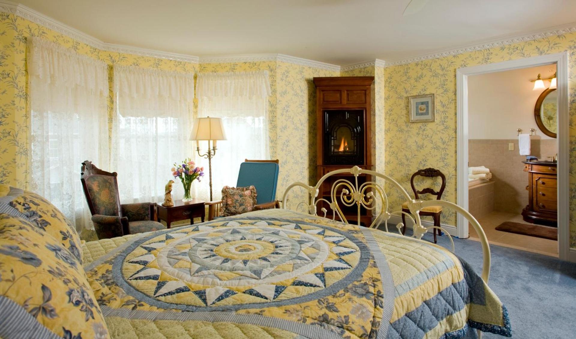 Wilbraham Mansion photo 24