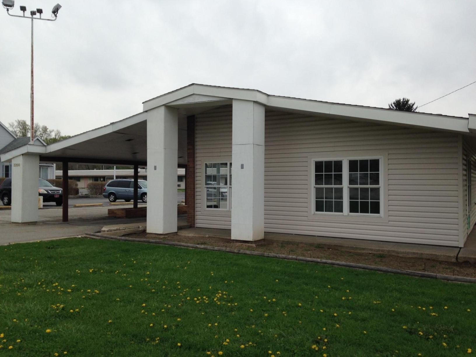 Economy Inn - Lafayette photo 1