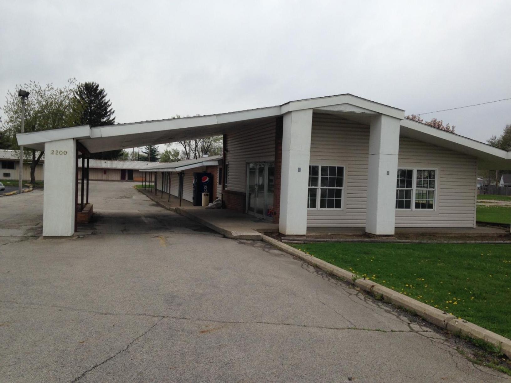 Economy Inn - Lafayette photo 8