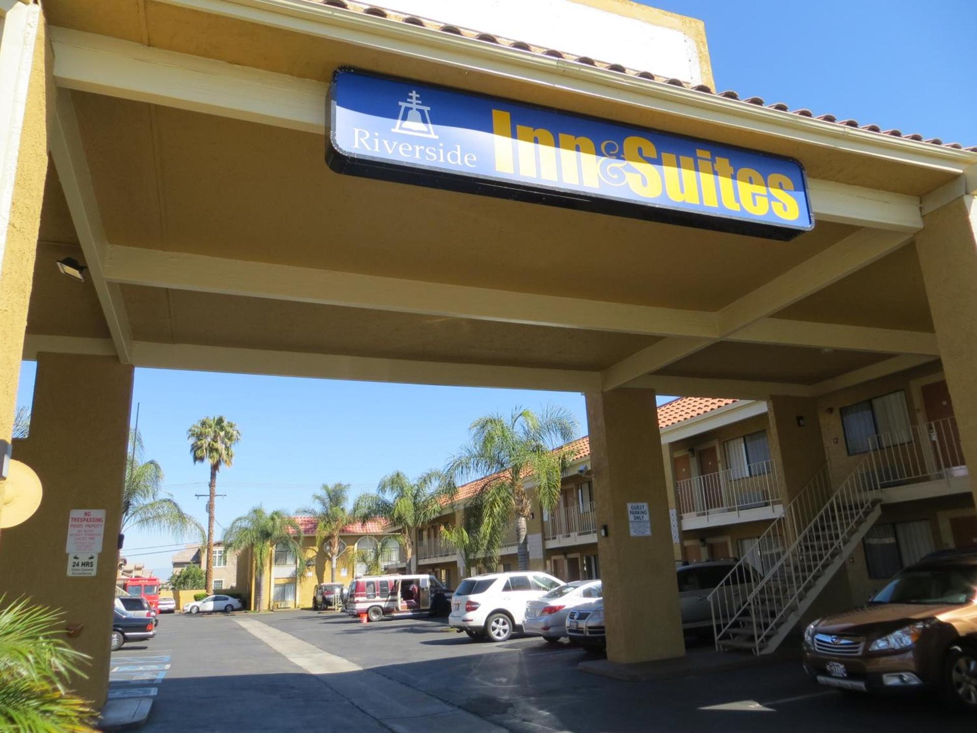 Riverside Inn & Suites photo 1