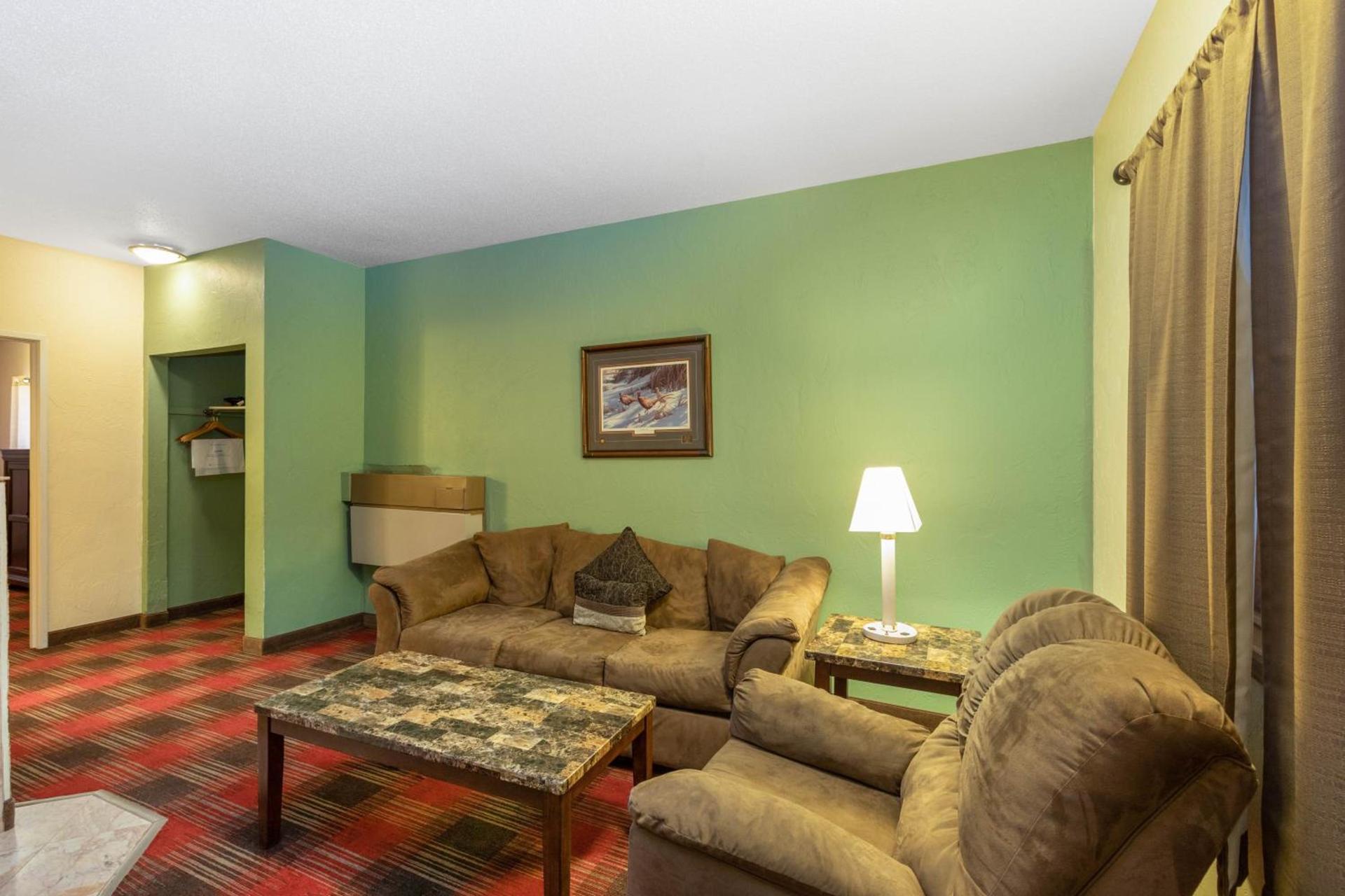 Baymont by Wyndham Spearfish photo 4