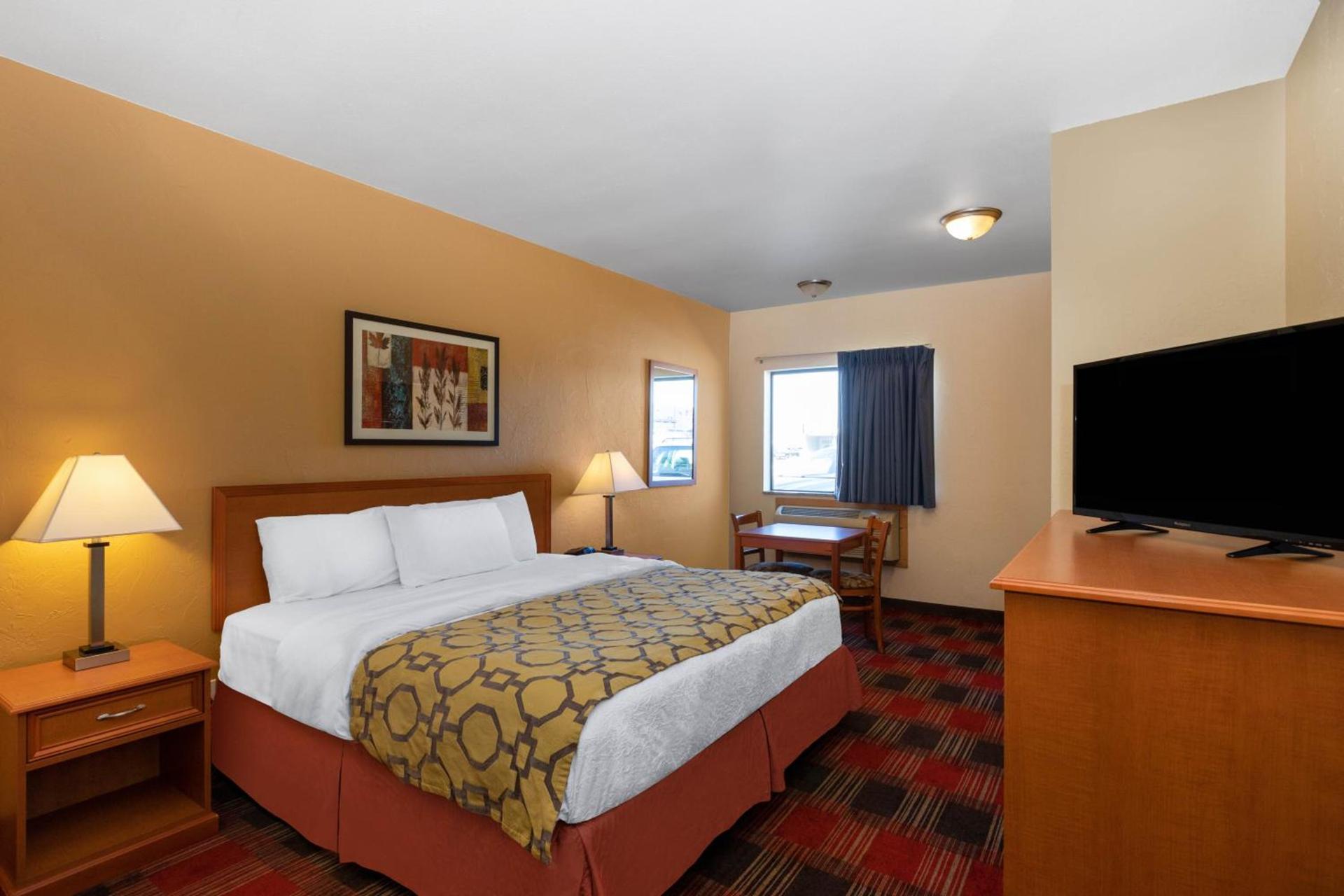 Baymont by Wyndham Spearfish photo 2