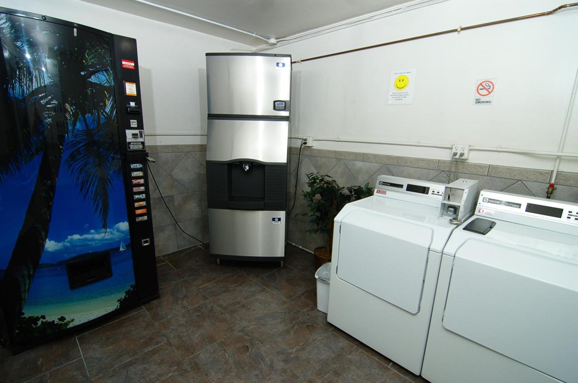 Hi View Inn & Suites photo 3