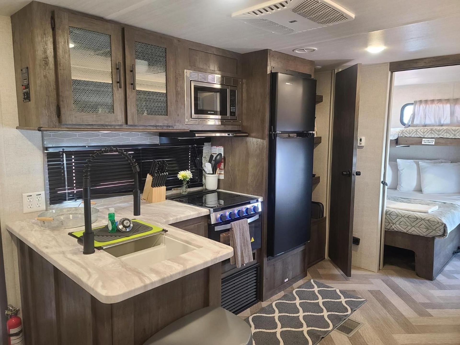 Grand Canyon RV Glamping photo 43