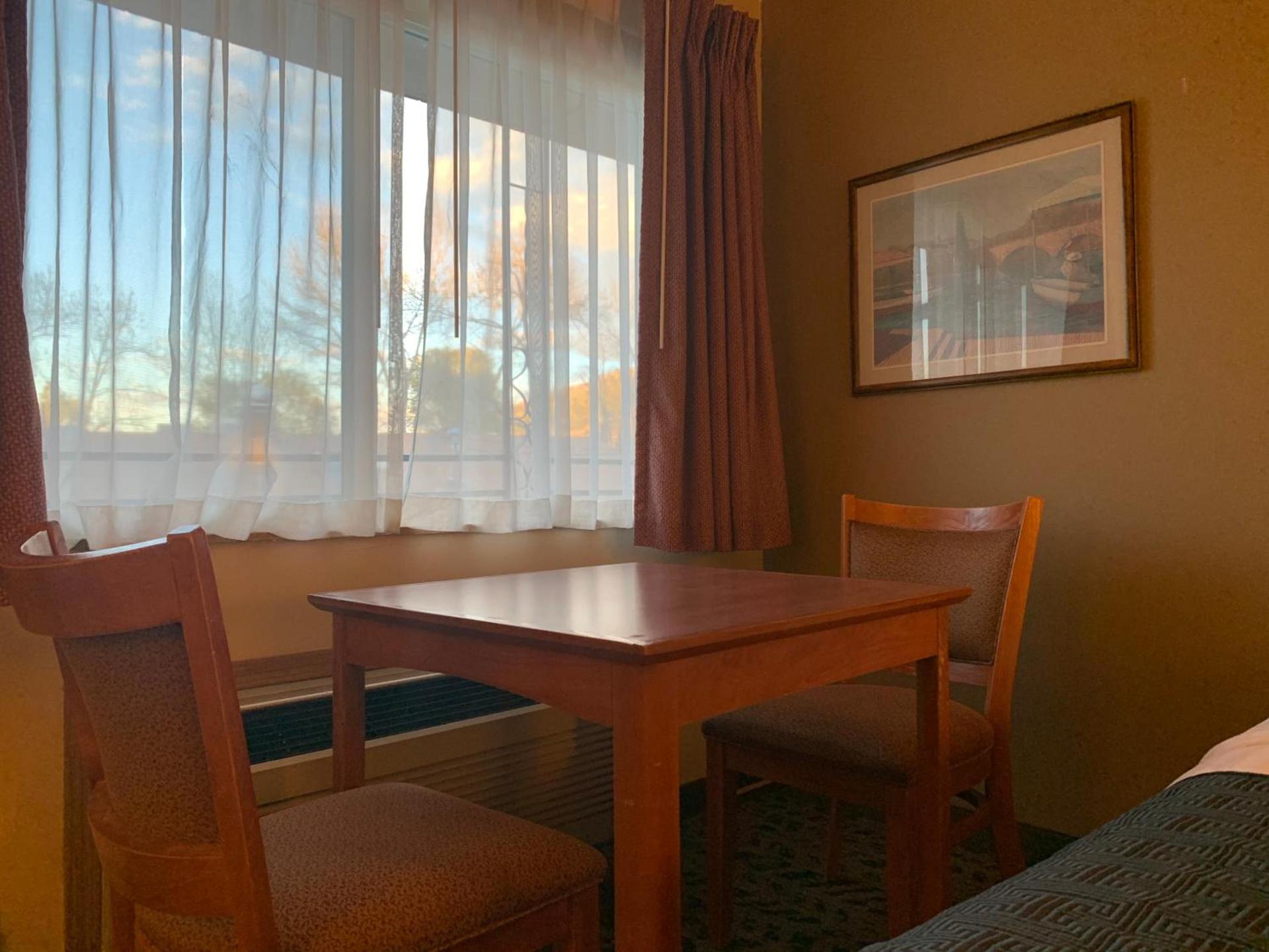 Sunset Inn - John Day photo 26
