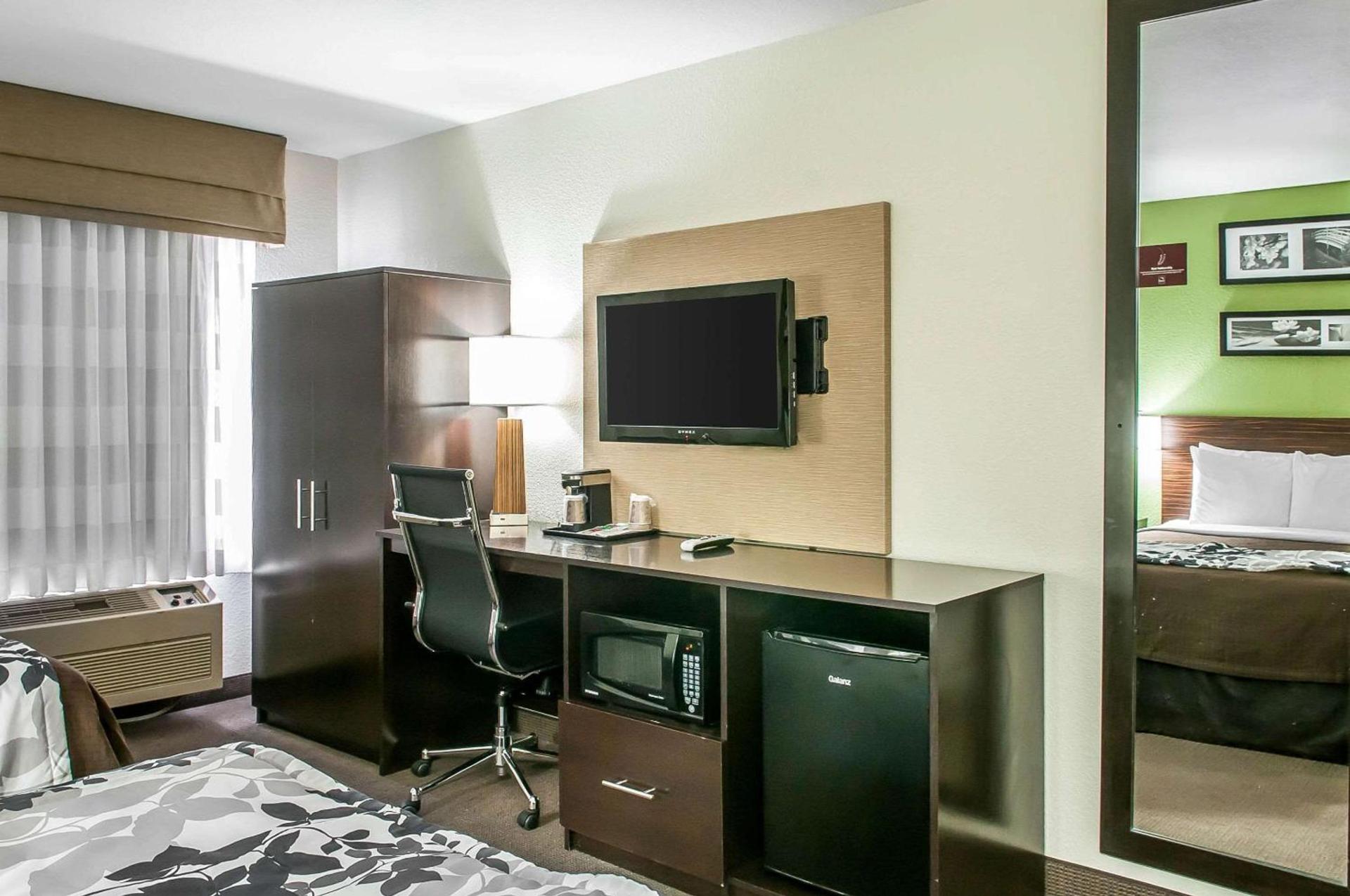Sleep Inn Airport photo 7
