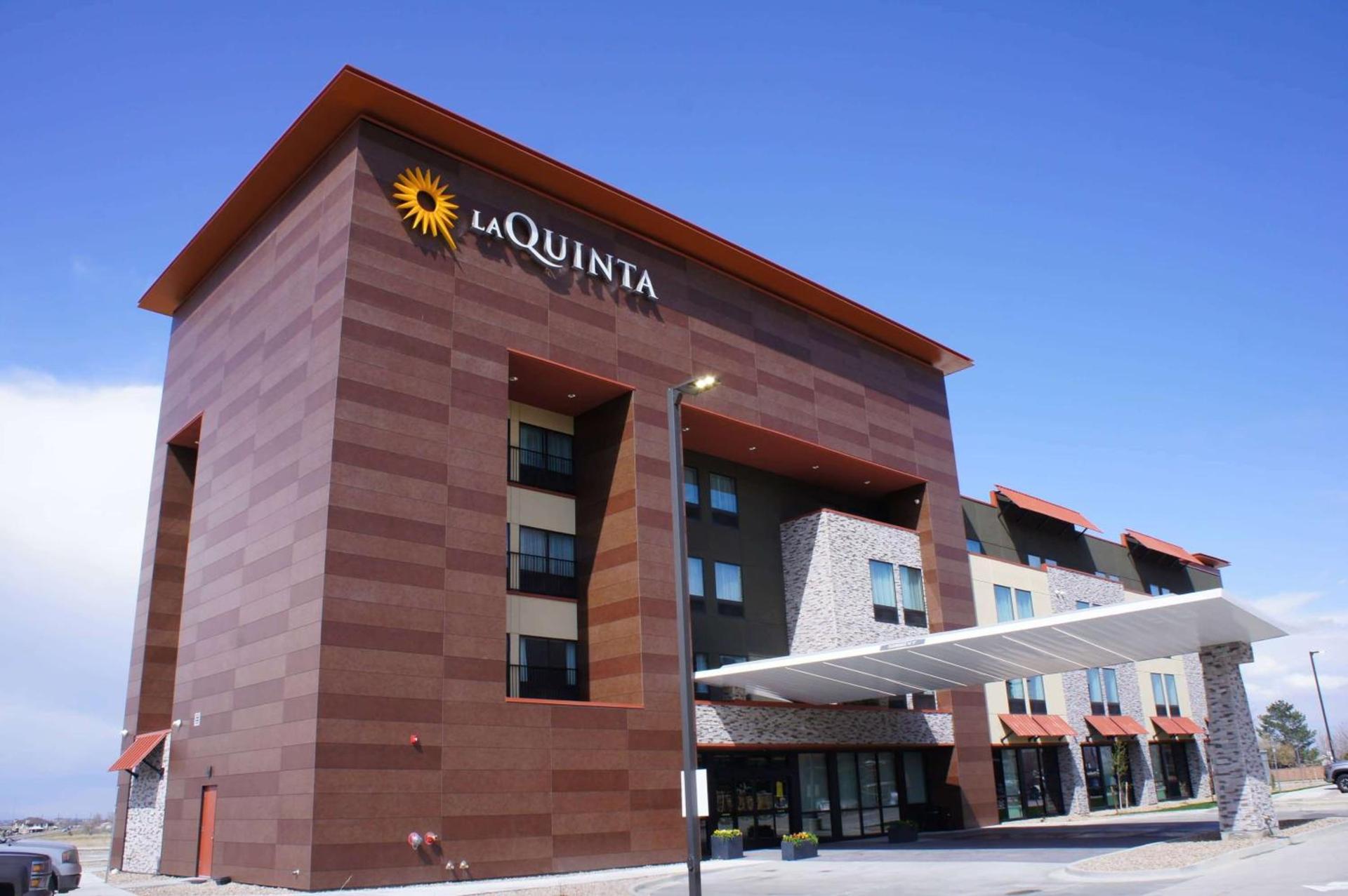 La Quinta Inn & Suites by Wyndham Littleton-Red Rocks photo 2
