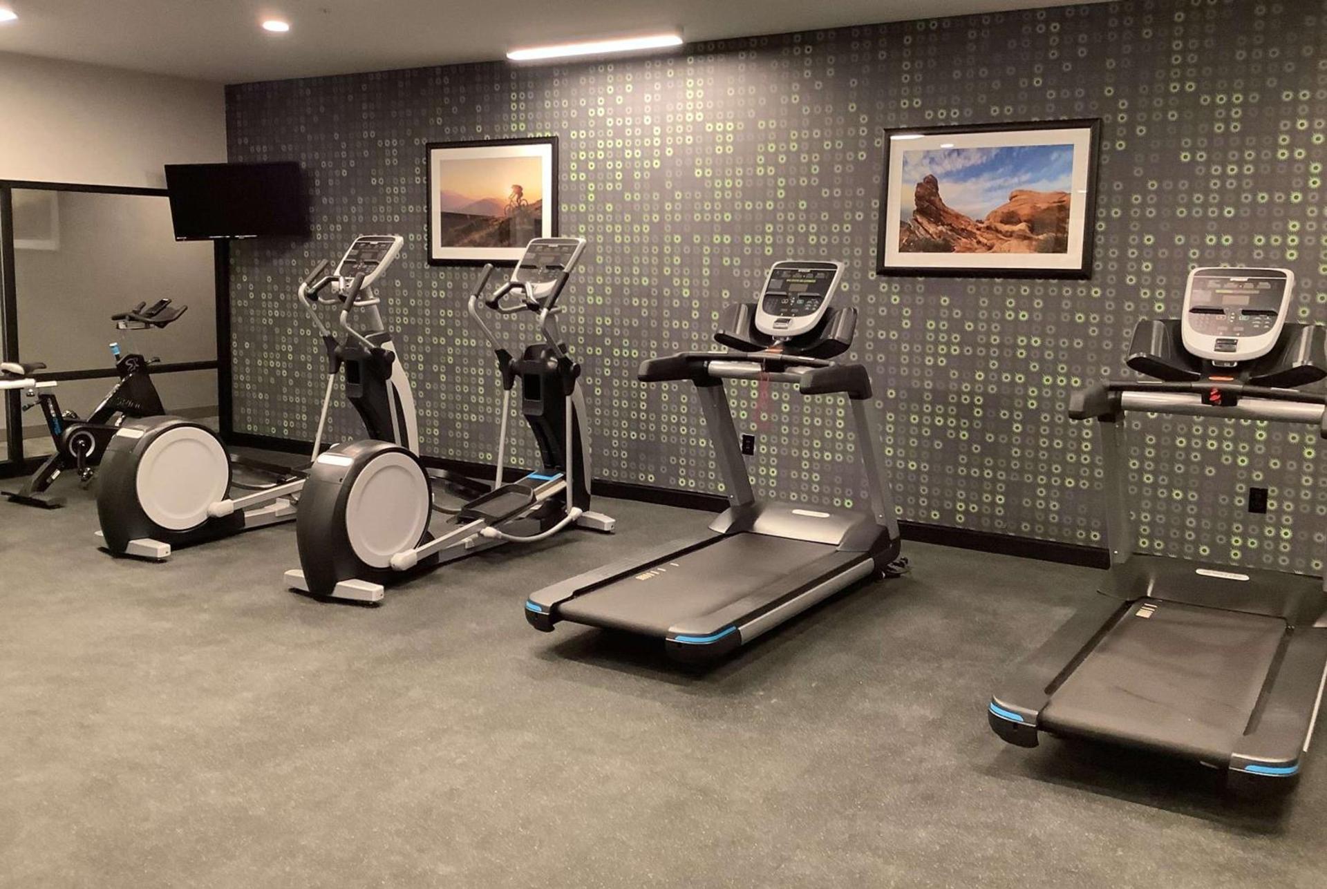 La Quinta Inn & Suites by Wyndham Littleton-Red Rocks photo 8