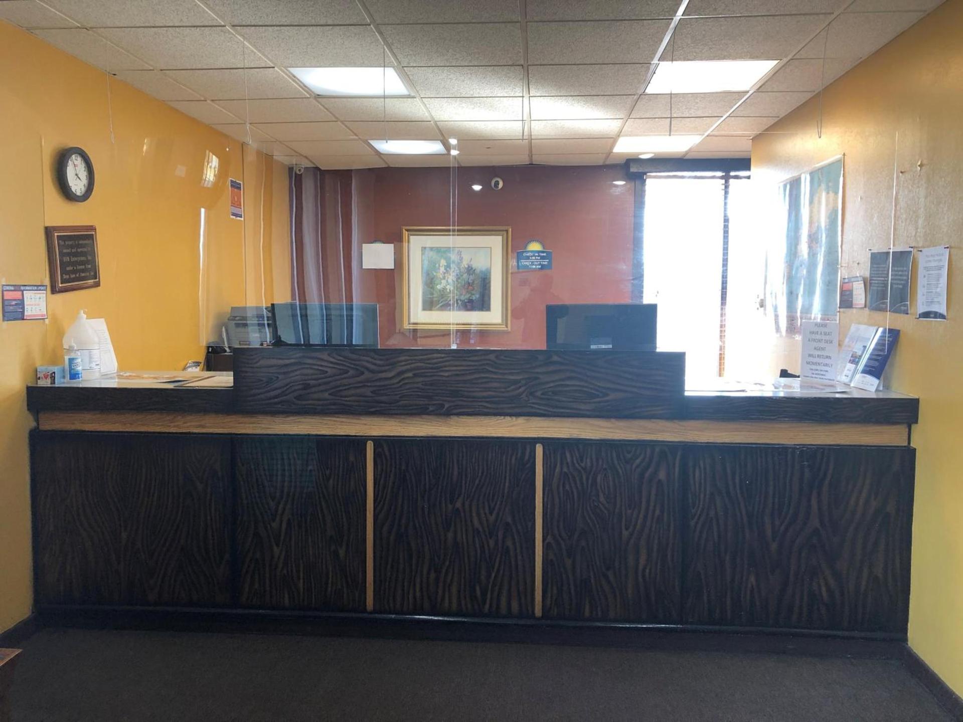 Days Inn by Wyndham Henrietta/Rochester Area photo 19