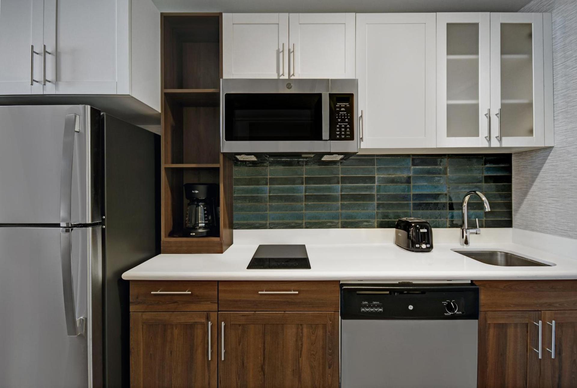 Staybridge Suites - Houston - Galleria Area by IHG photo 35