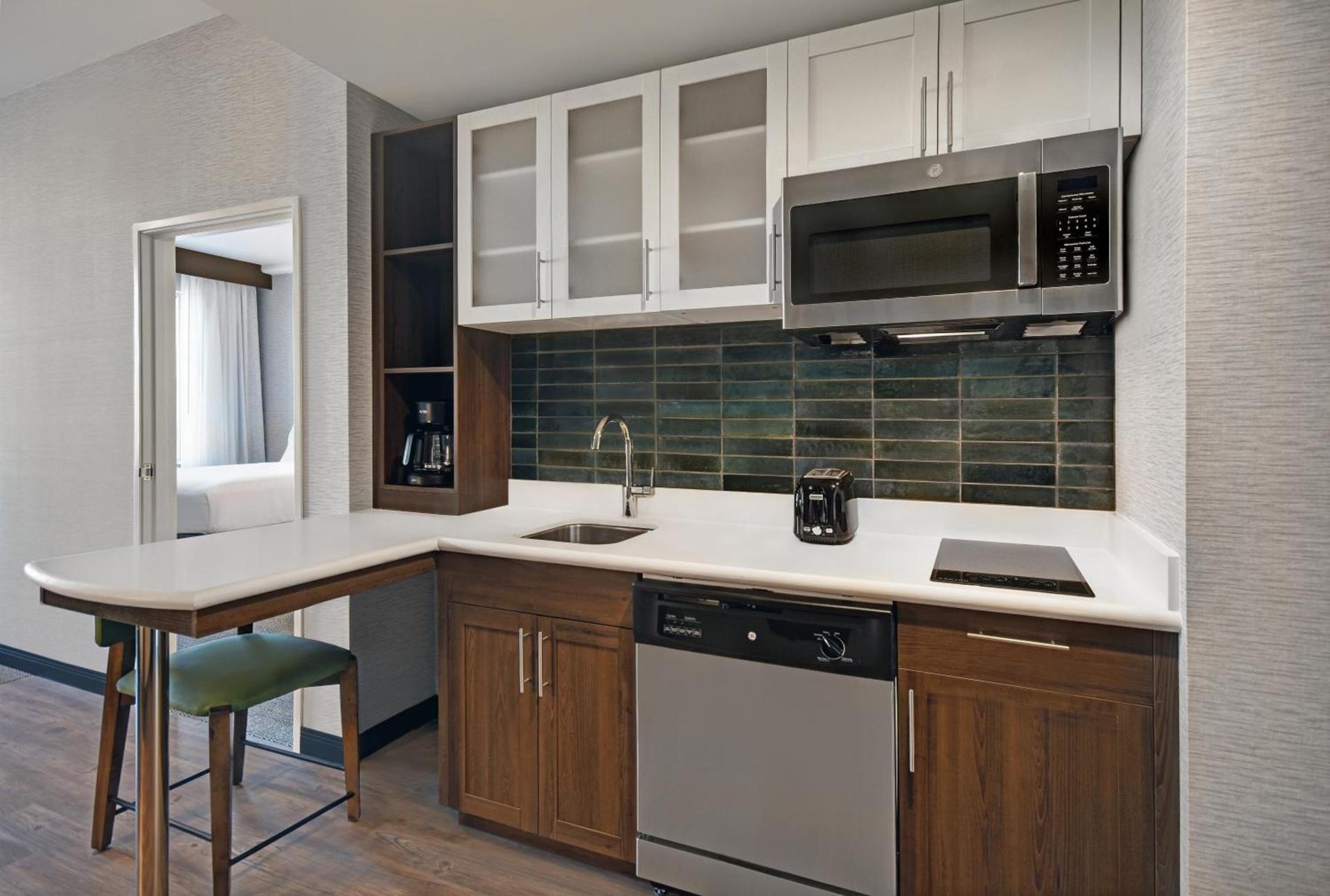 Staybridge Suites - Houston - Galleria Area by IHG photo 23