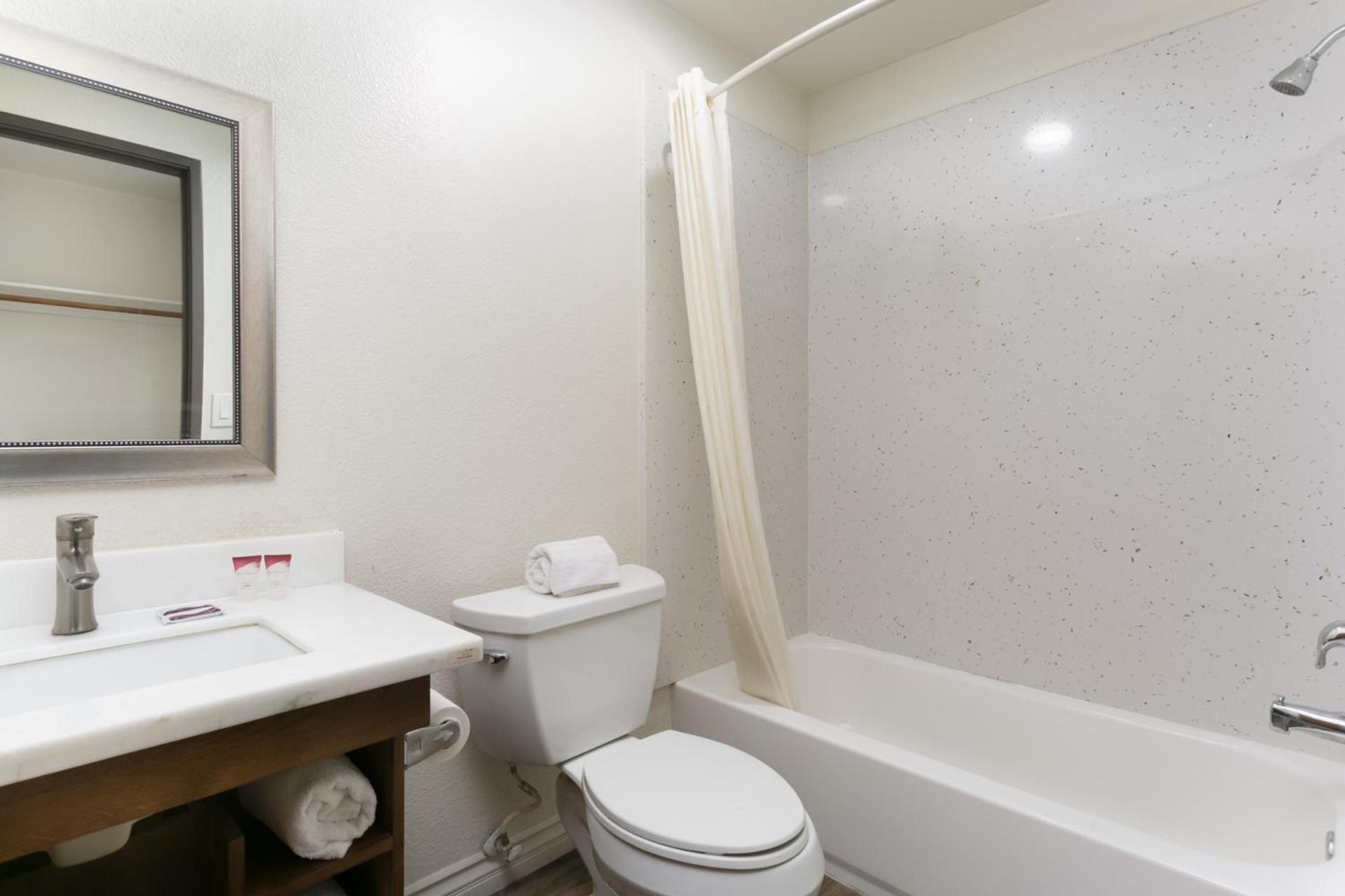 Waterloo Inn photo 3