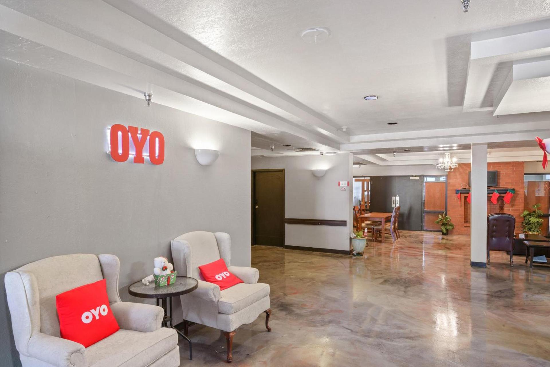 OYO Hotel Edmond - University of Central Oklahoma photo 2