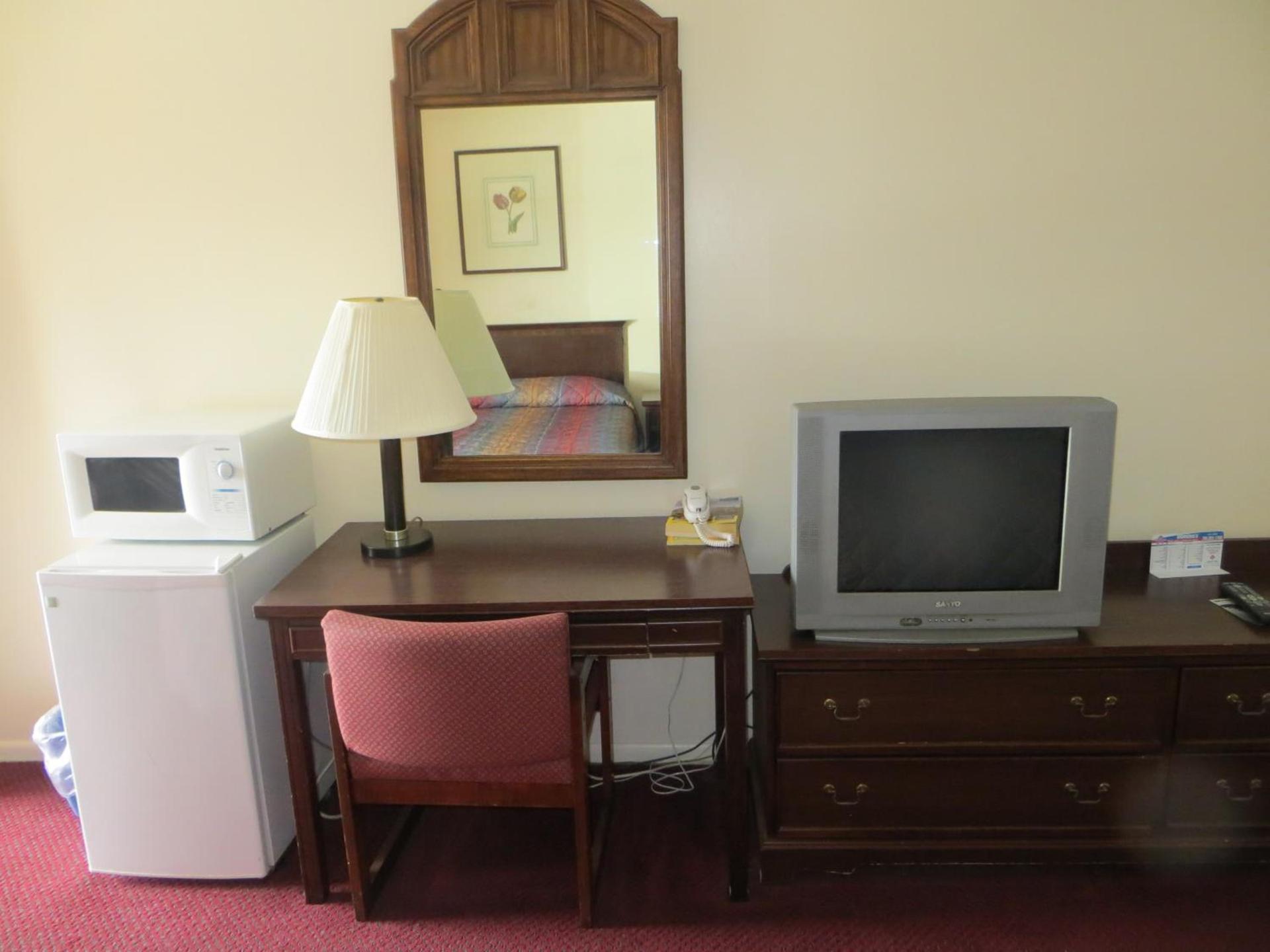Traveler's Lodge photo 6