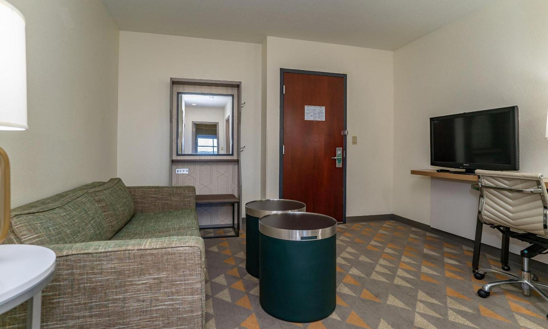 Holiday Inn Hotel & Suites Beaufort at Highway 21 by IHG photo 3
