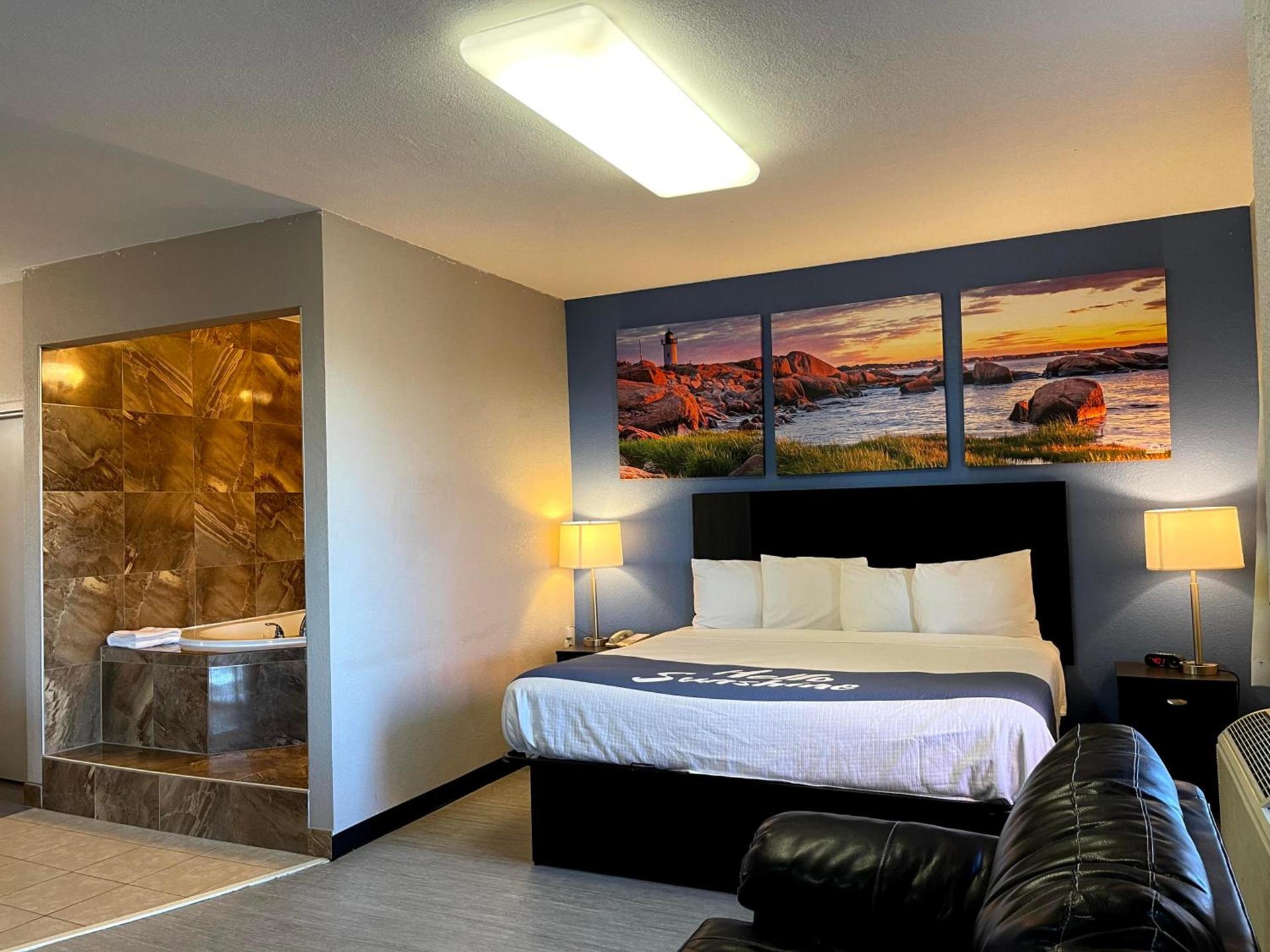 Days Inn by Wyndham Hernando photo 18