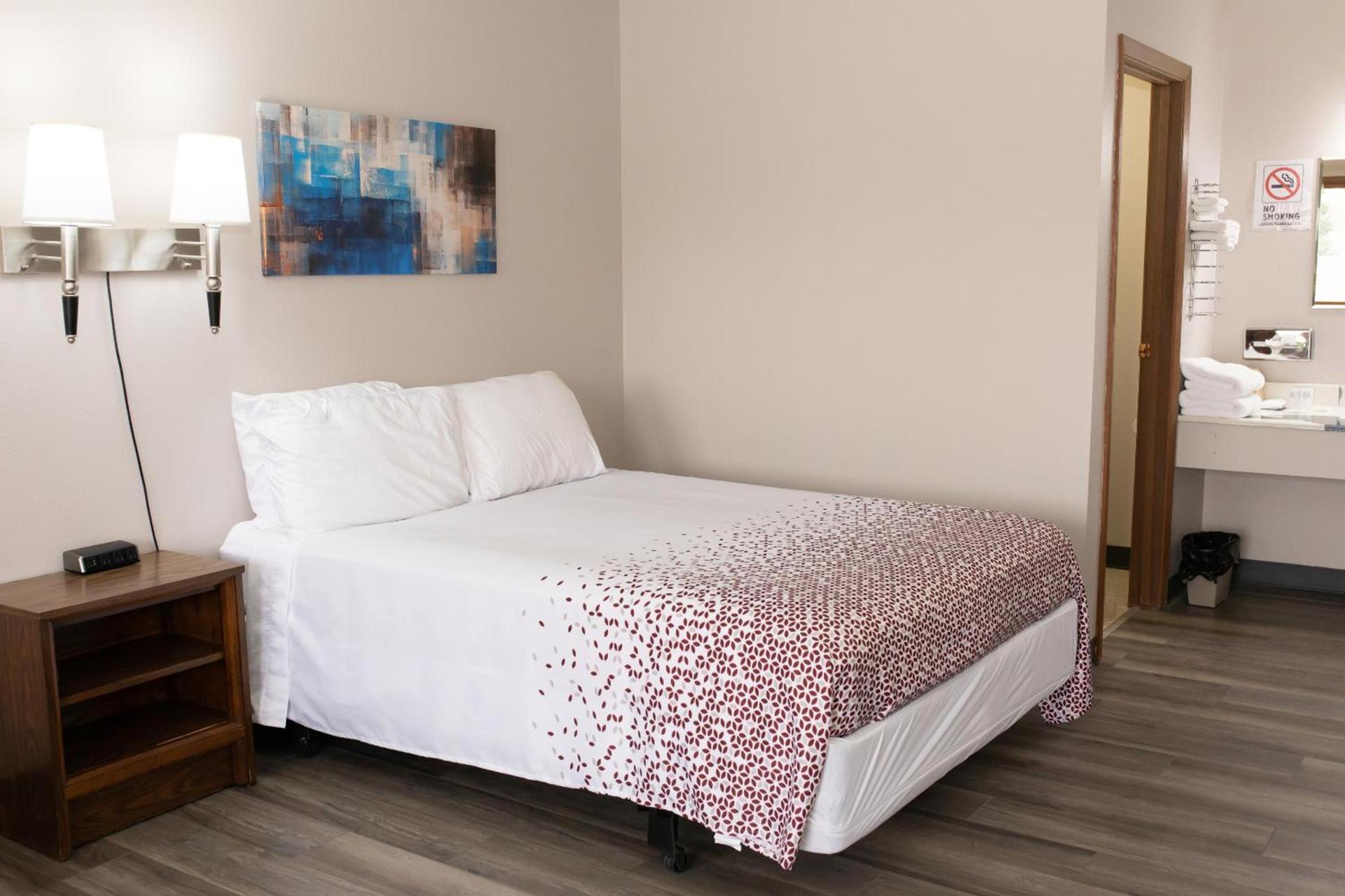 Shady Rest Motel photo 38