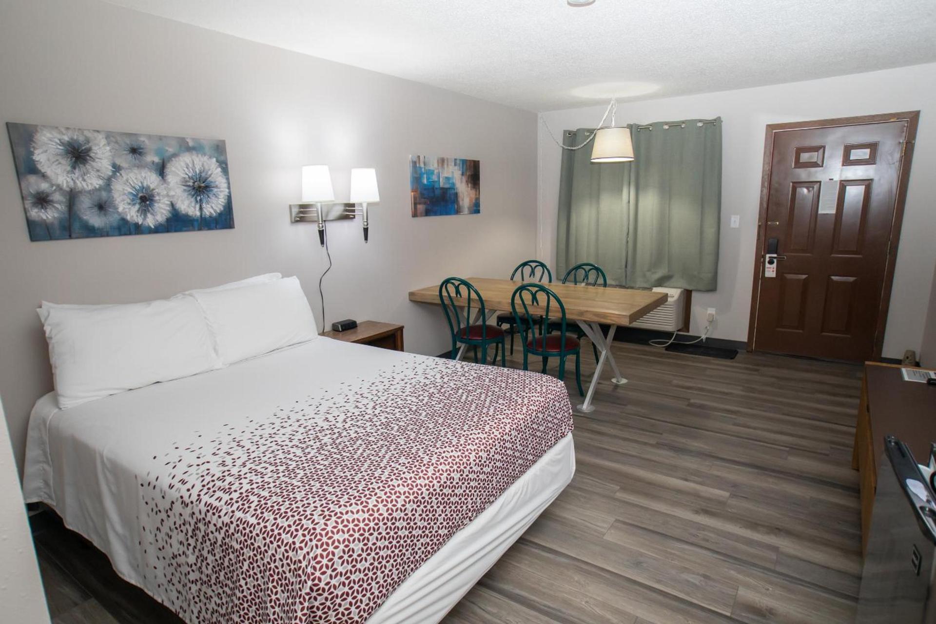 Shady Rest Motel photo 12