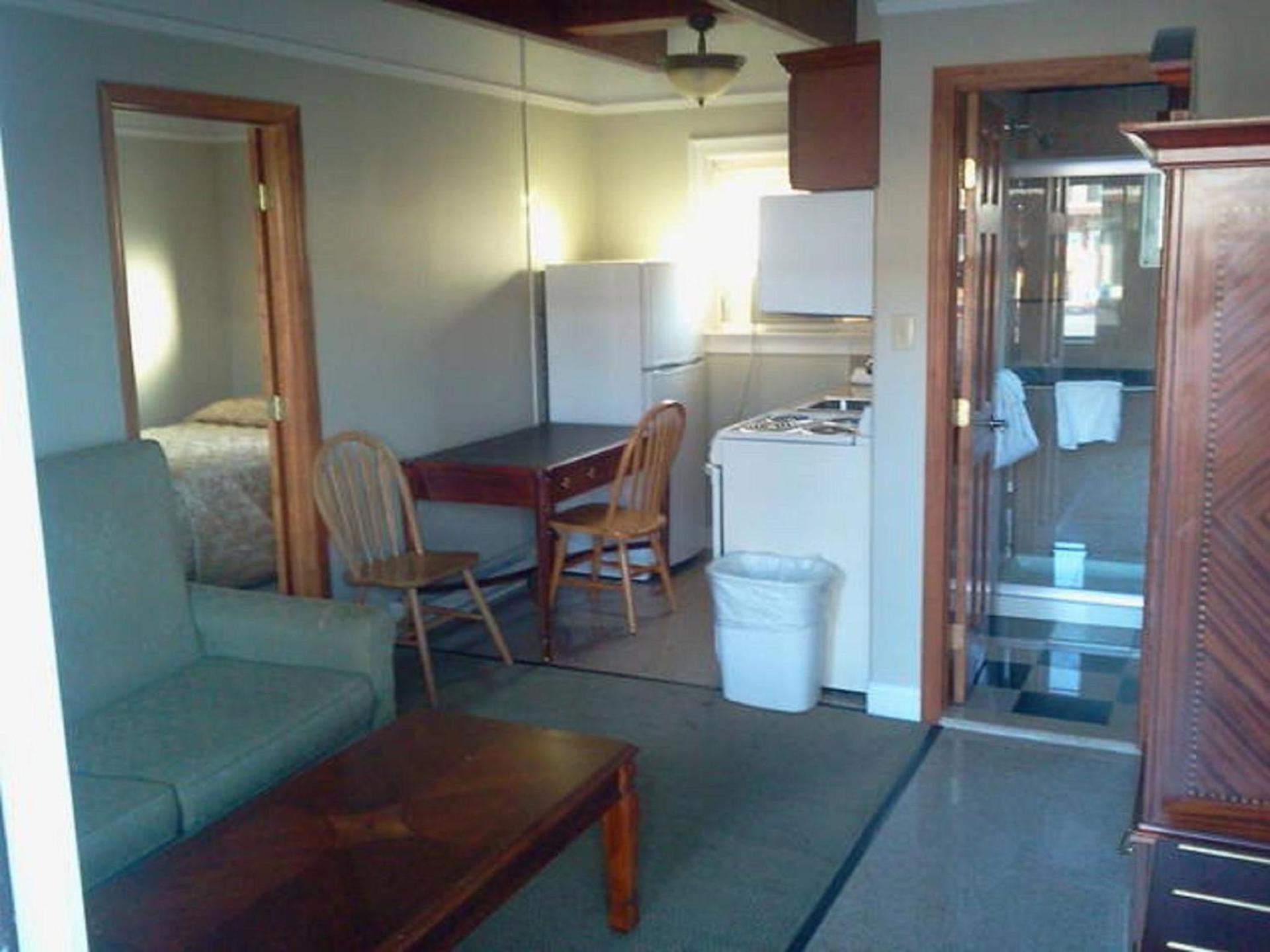 Golden Gate Lodging photo 25