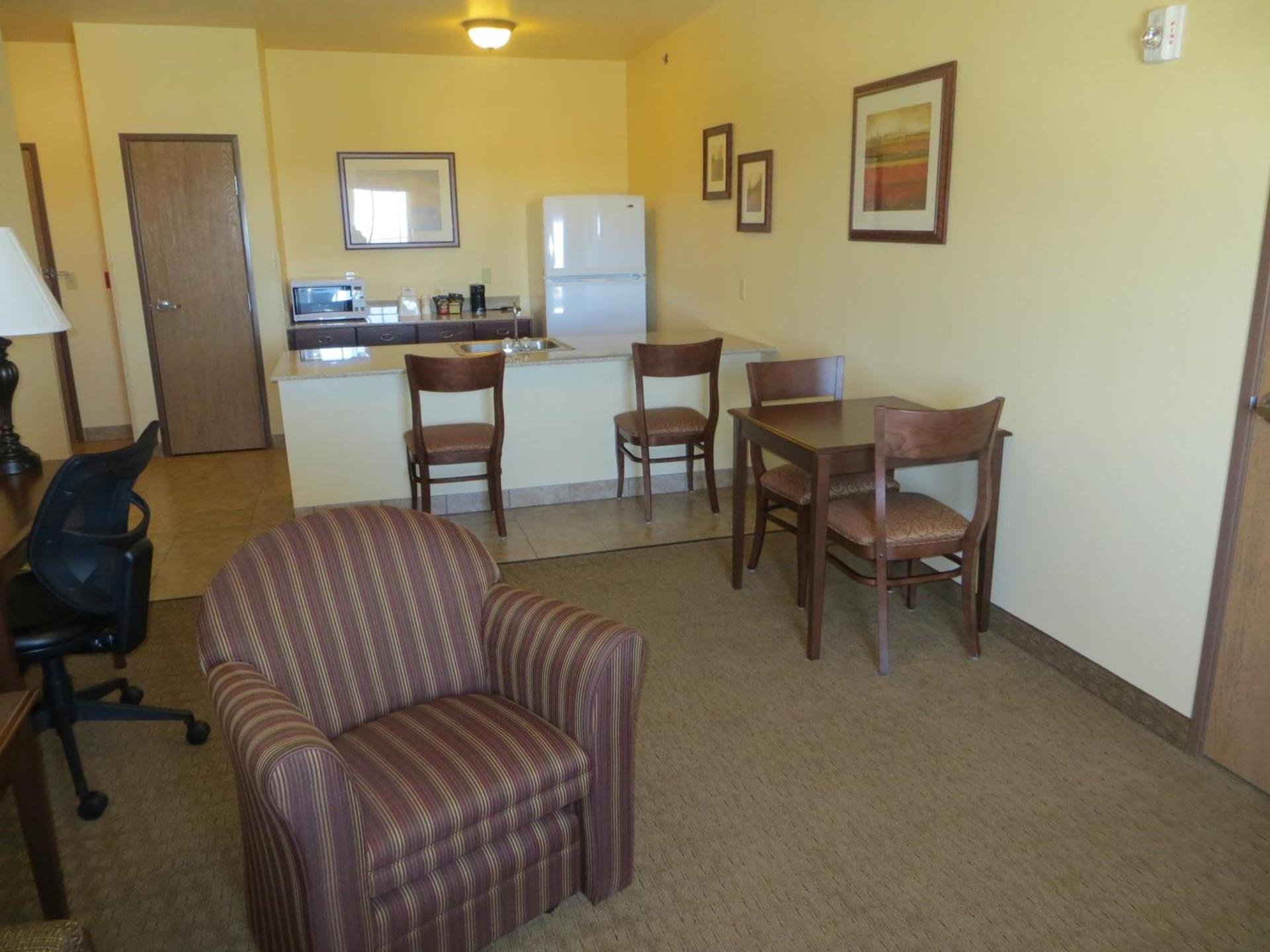Days Inn by Wyndham Ellis photo 35