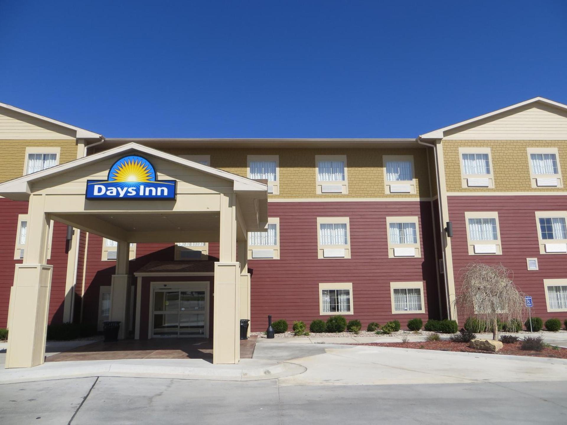 Days Inn by Wyndham Ellis photo 46