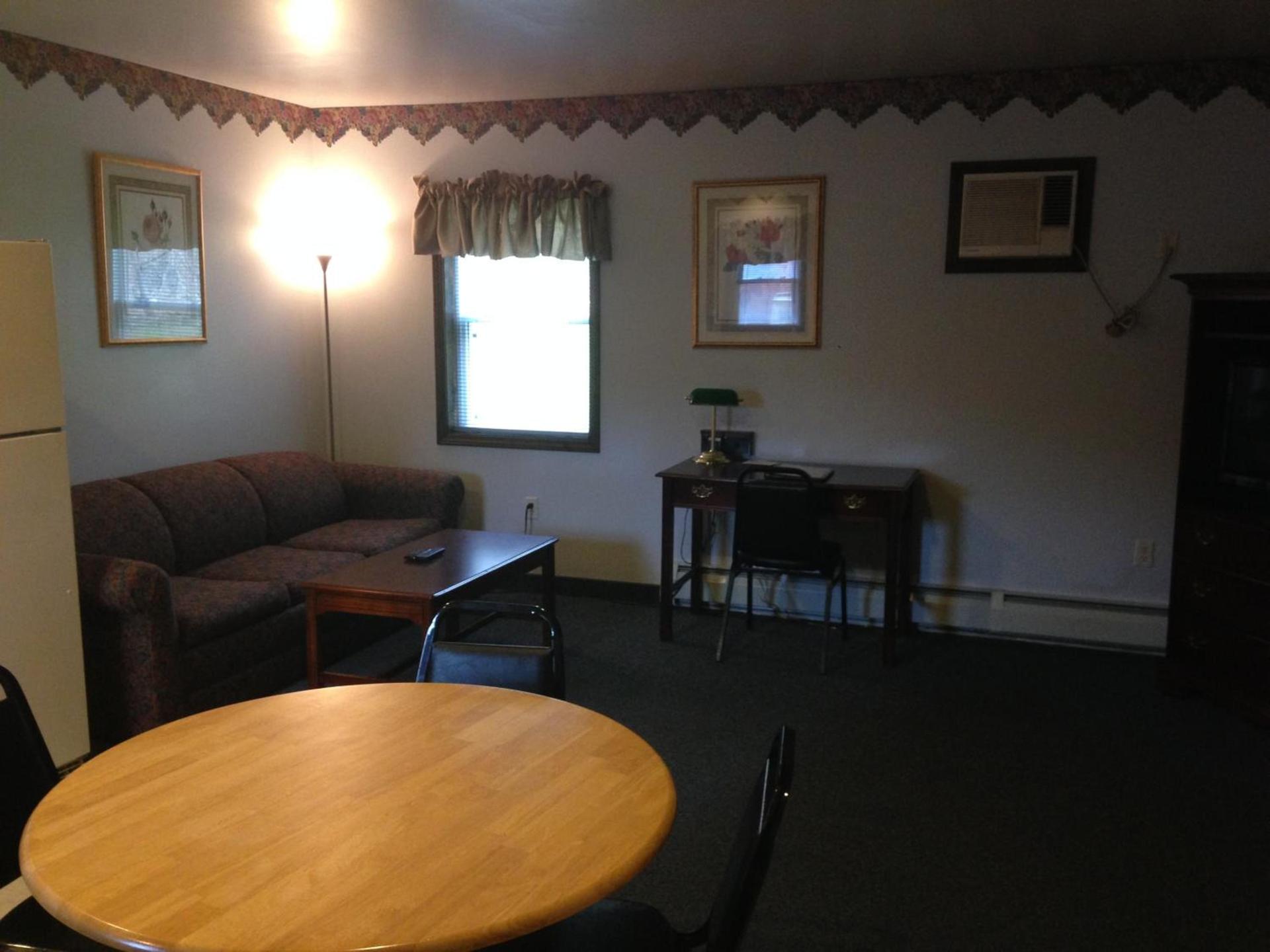 Fred's Inn Restaurant & Lodging photo 16