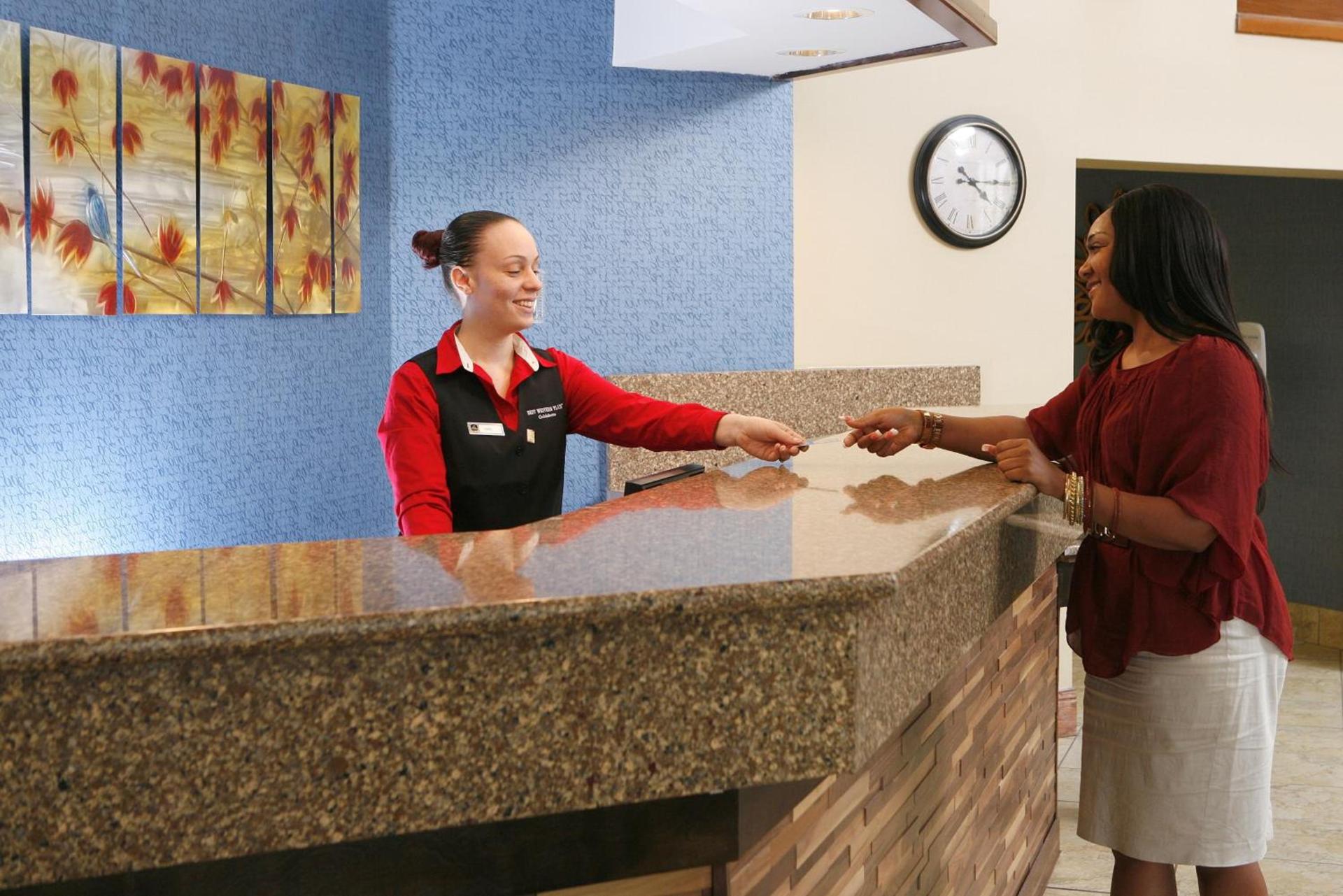 Best Western Plus Goldsboro photo 36