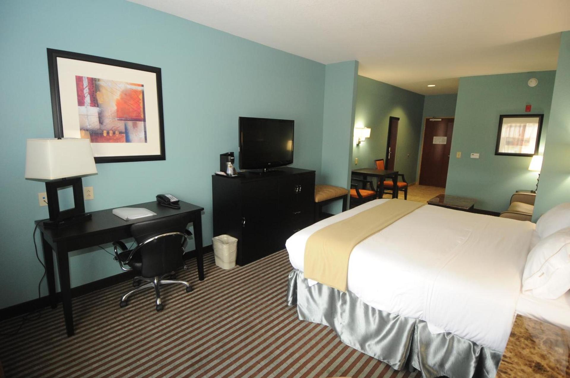 Holiday Inn Express Somerset by IHG photo 9