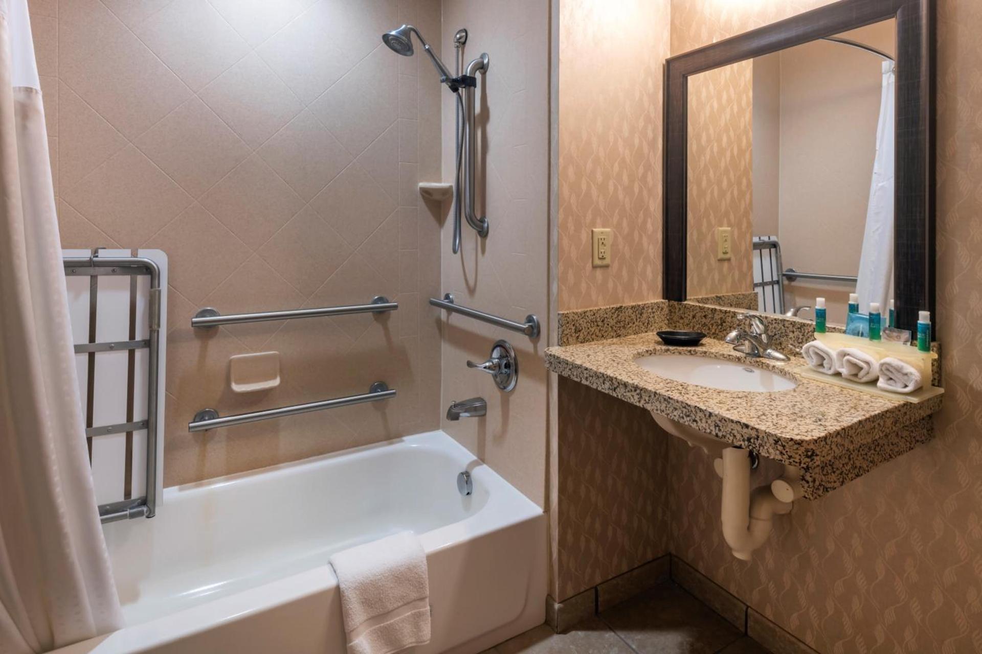 Holiday Inn Express Hays by IHG photo 42