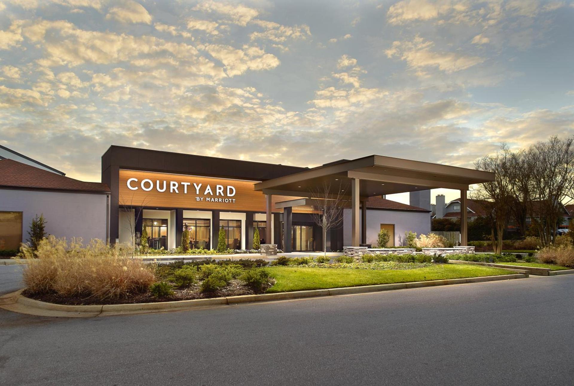 Courtyard Greenville Haywood Mall photo 1