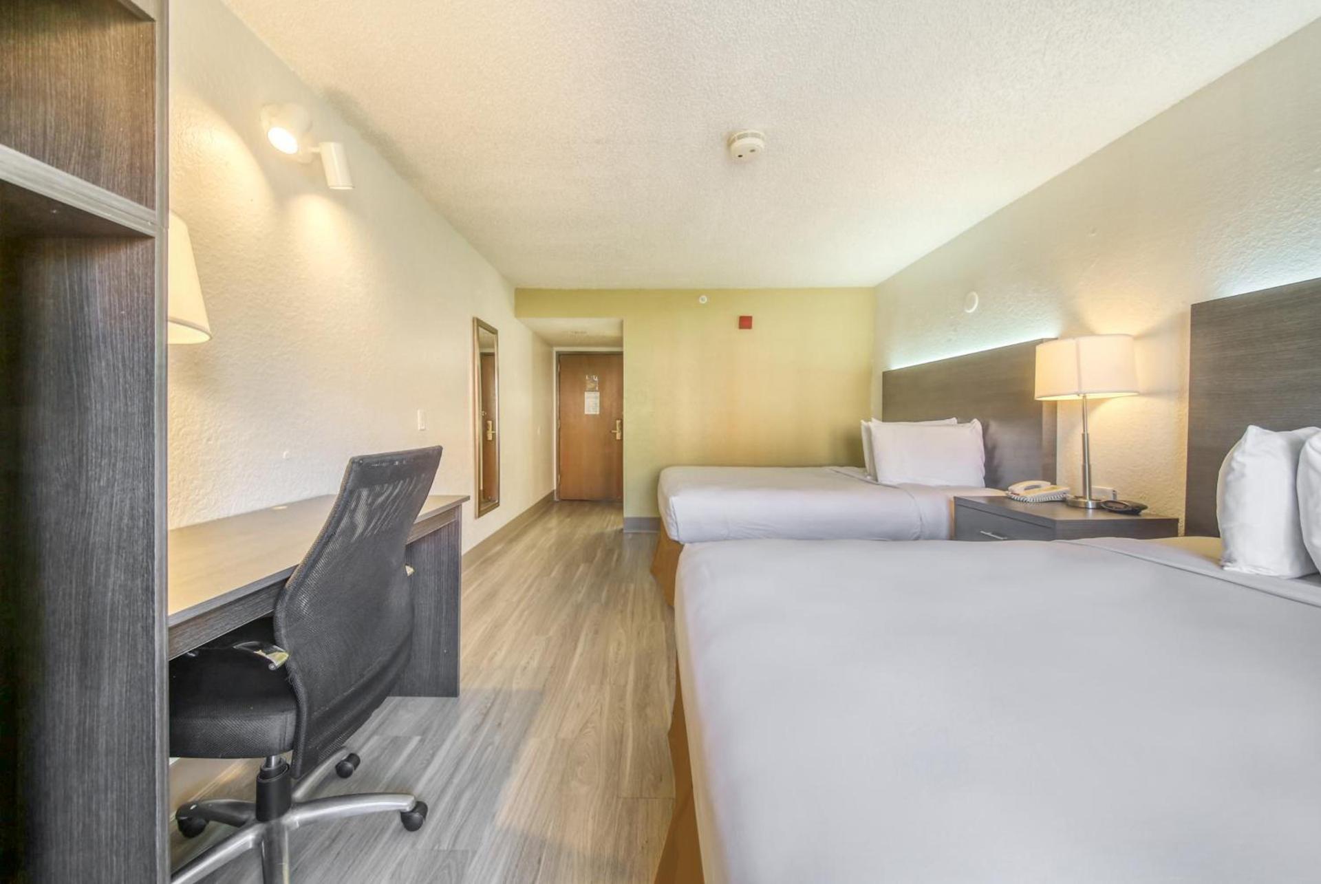 Baymont by Wyndham Orlando-International Dr-Universal Blvd photo 51