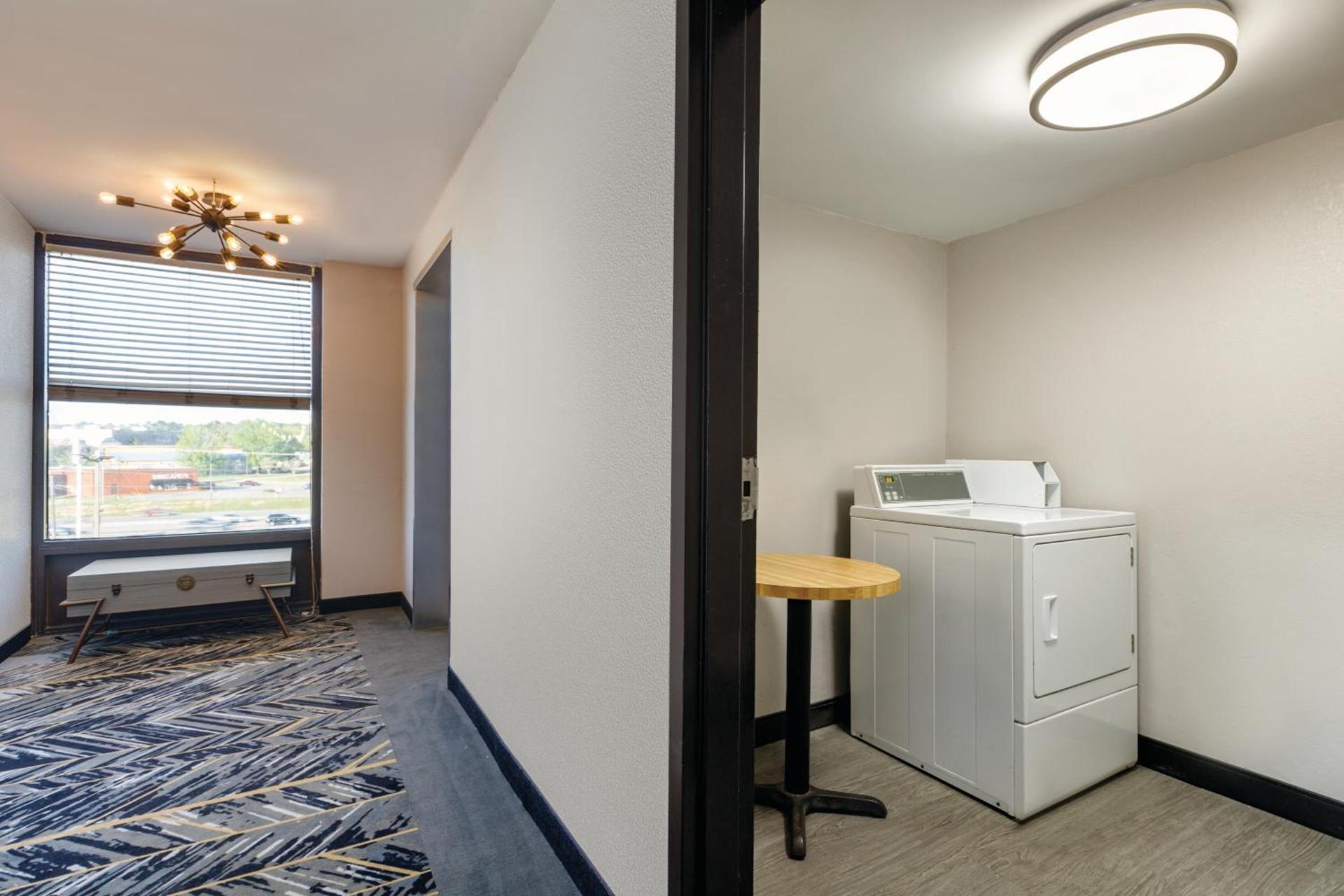 La Quinta inn & suites by Wyndham Dothan photo 48