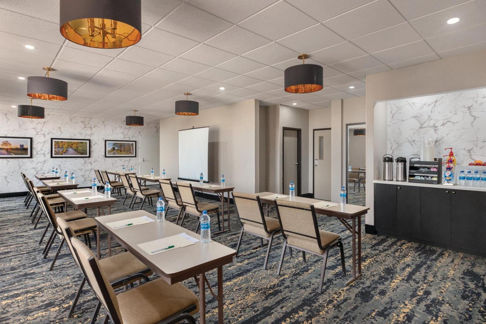 La Quinta inn & suites by Wyndham Dothan photo 55