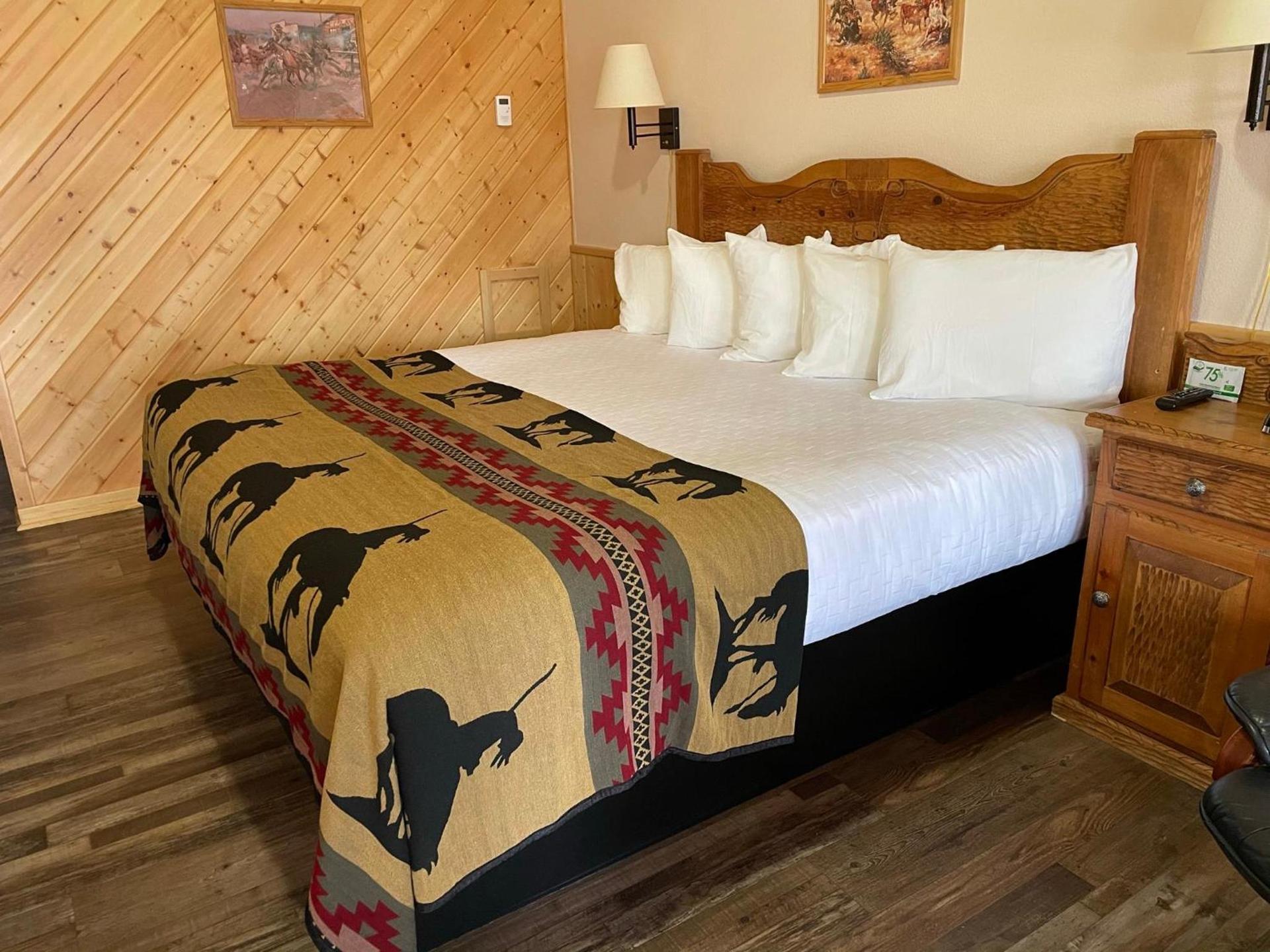 The Longhorn Ranch Resort Lodge & RV Park photo 5