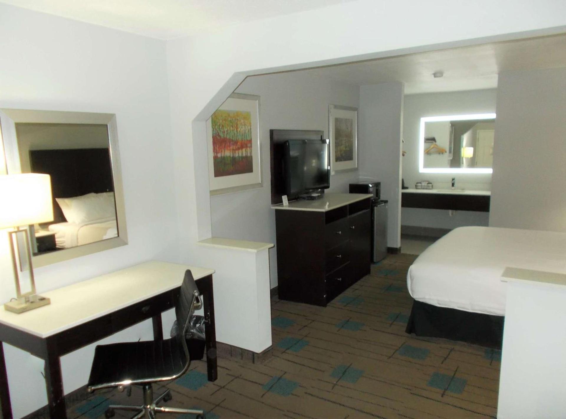 Studio 6 Suites - Richland, MS - Jackson photo 12